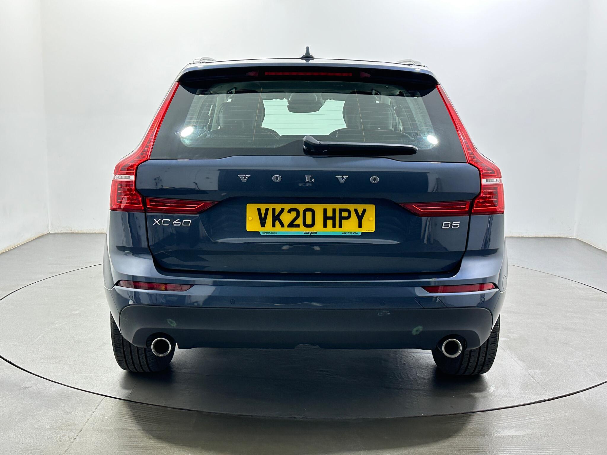 Volvo XC60 view 7