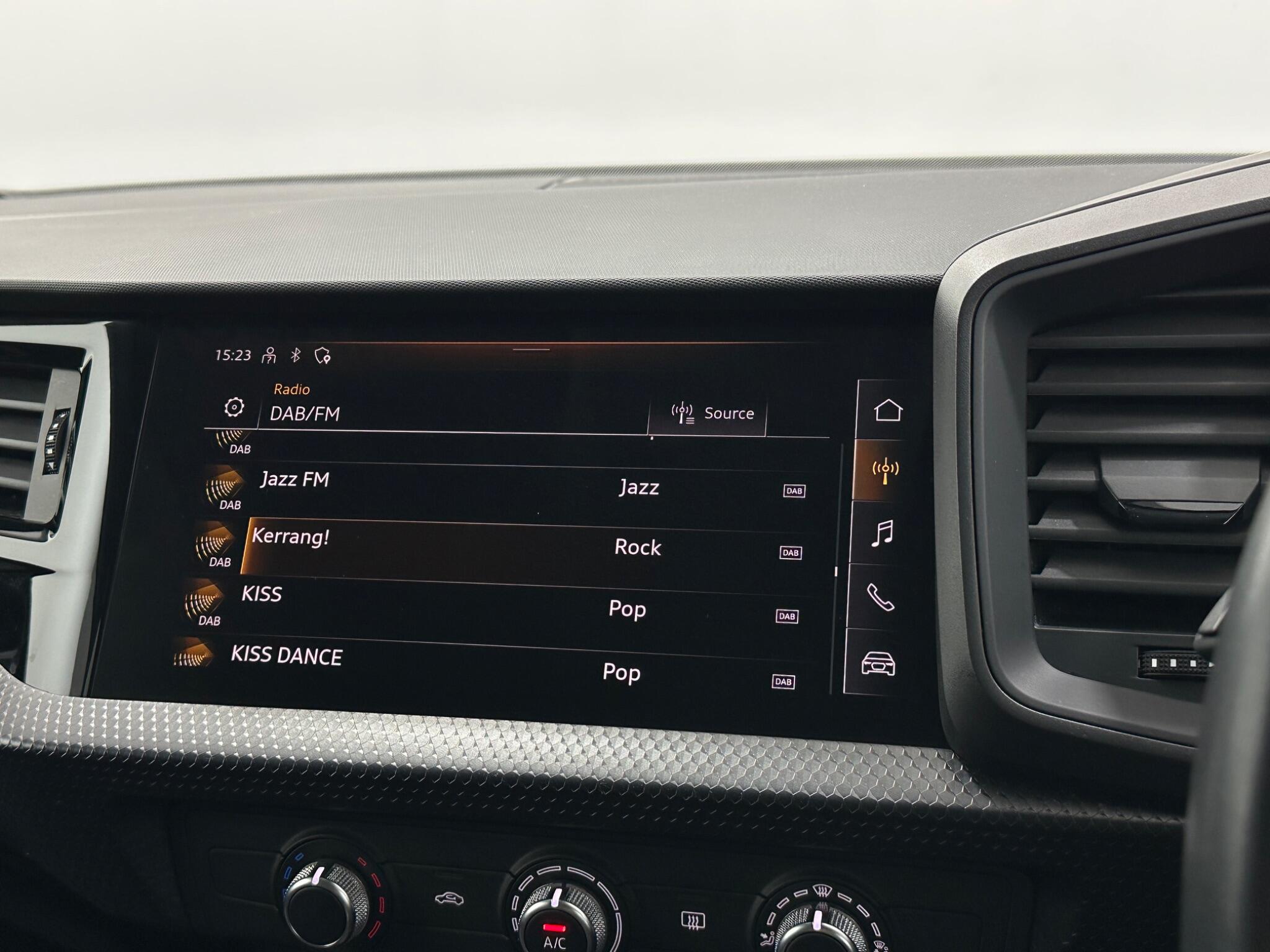 Audi A1 view 24