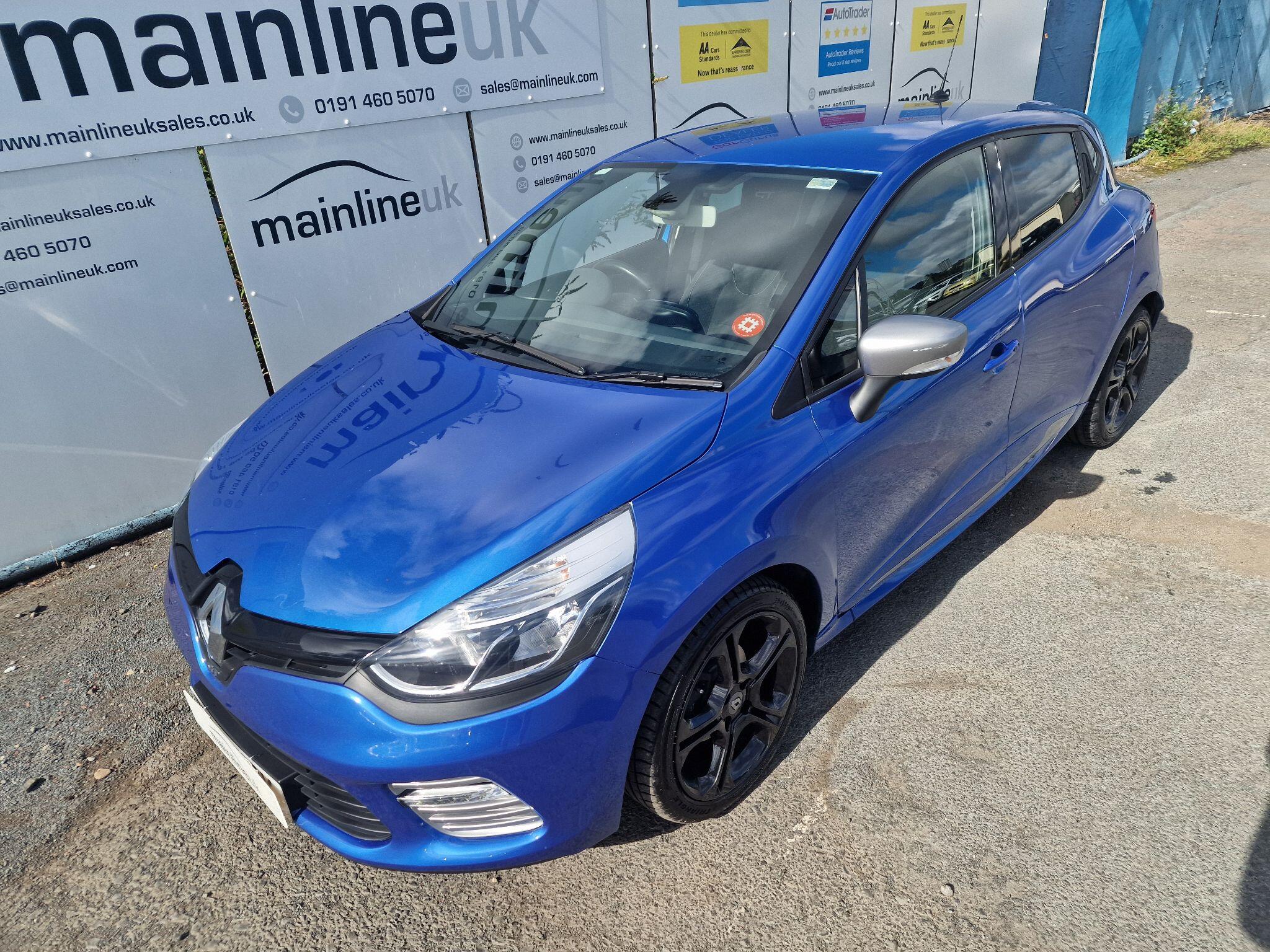 Renault Clio view 15