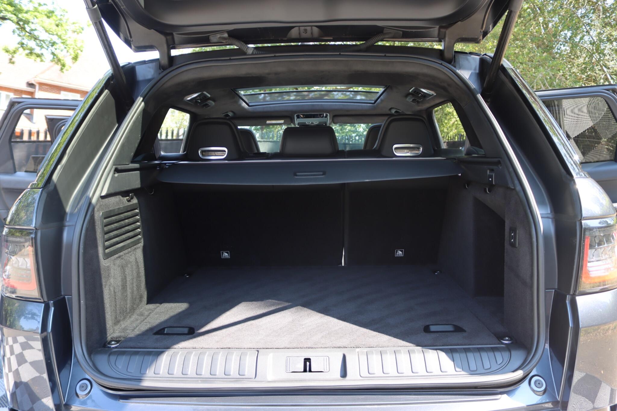 Land Rover Range Rover Sport view 37