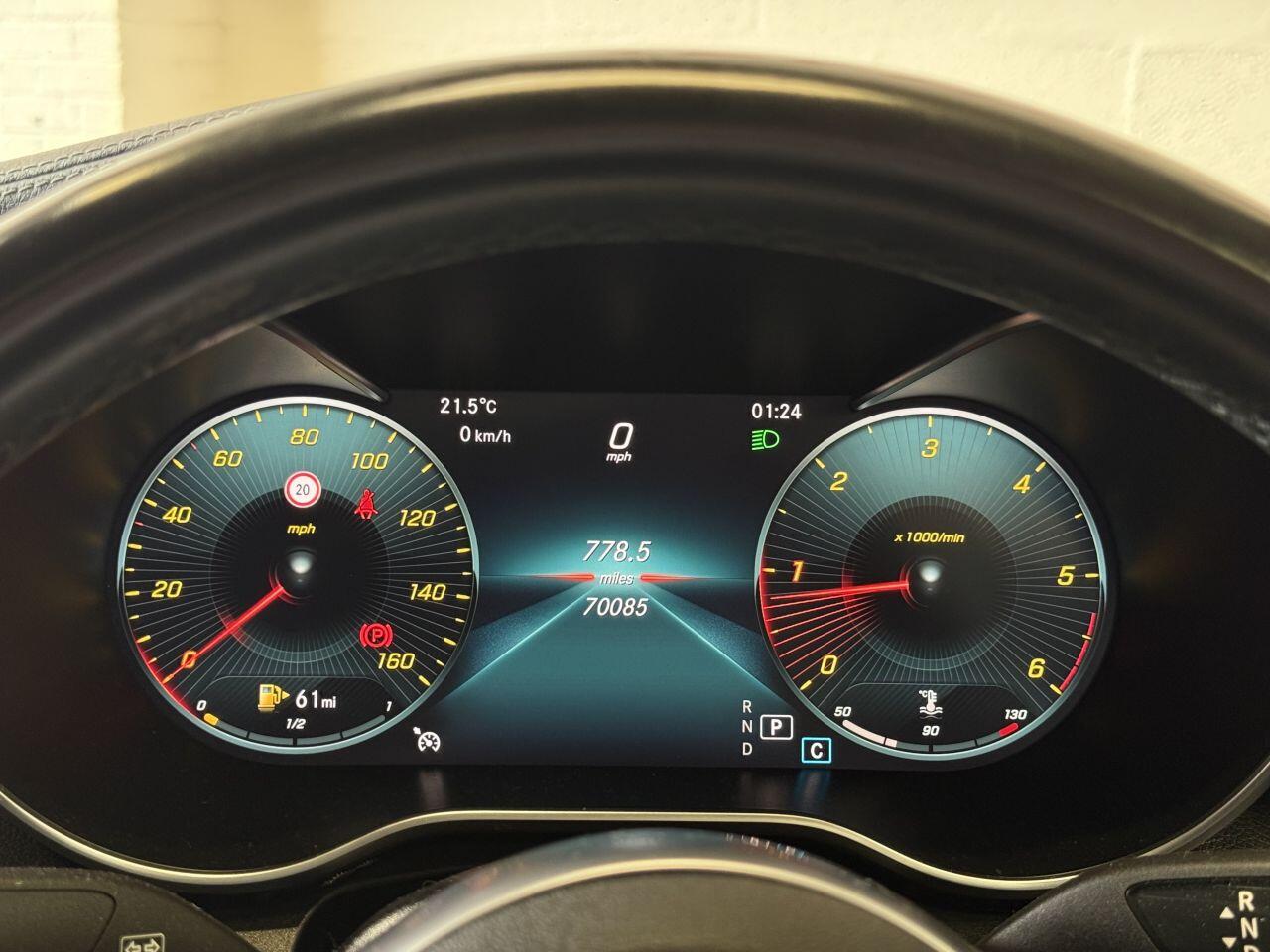 Mercedes-Benz C Class view 42