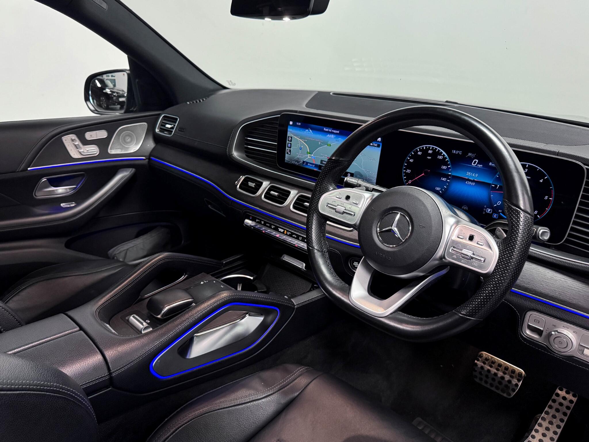 Mercedes-Benz GLE view 23