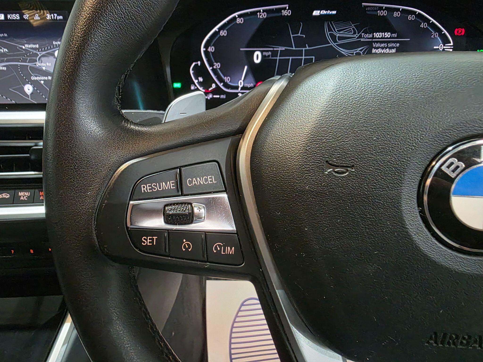 BMW 3 Series view 20