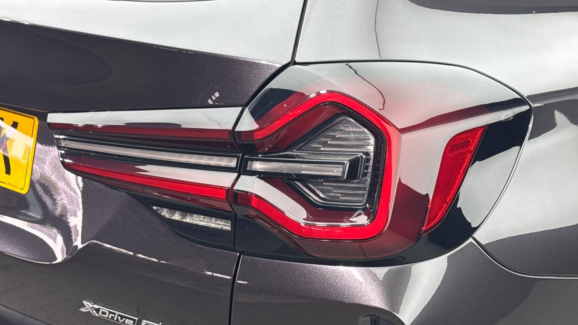 BMW X3 view 23