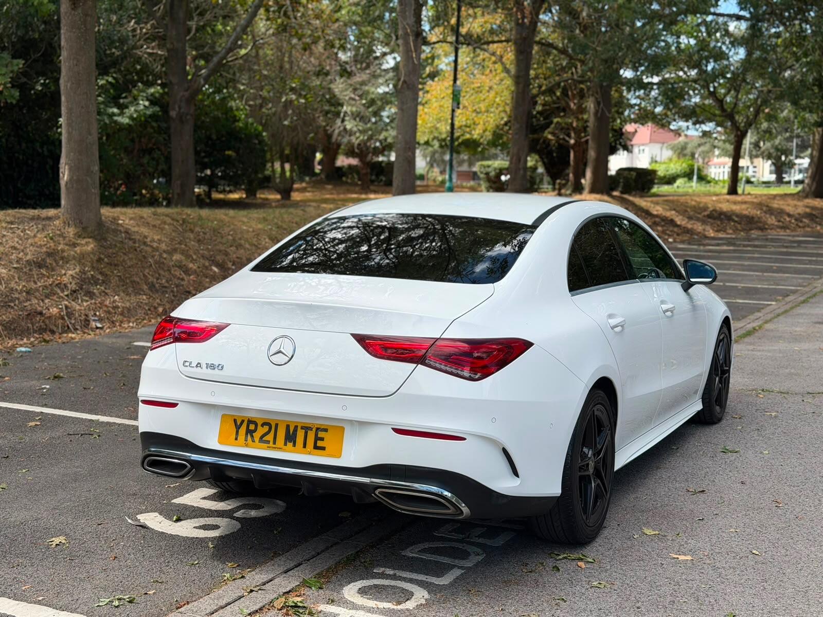 Mercedes-Benz Cla view 4