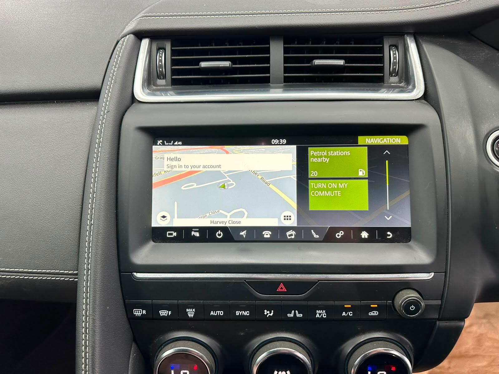 Jaguar E-Pace view 40