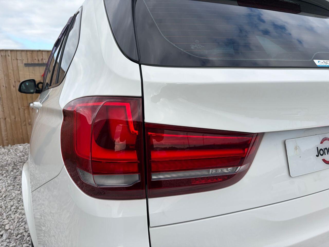 BMW X5 view 10
