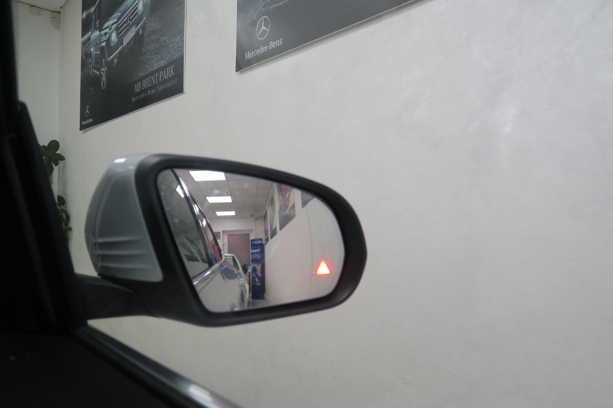 Mercedes-Benz Eqa view 18