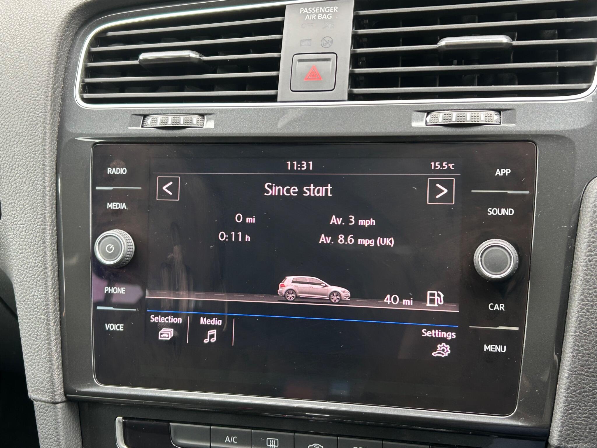 Volkswagen Golf view 38