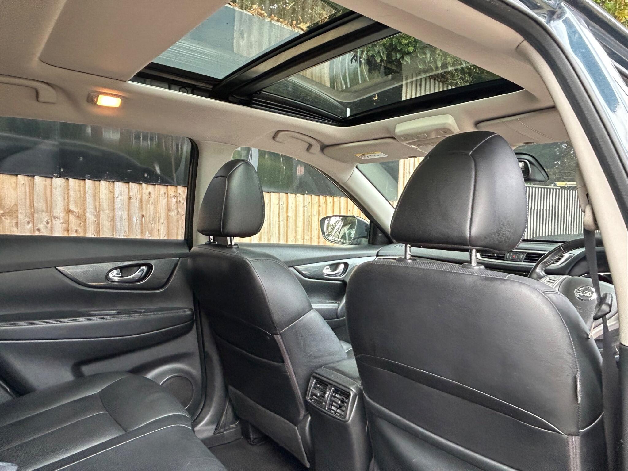 Nissan X-Trail view 42