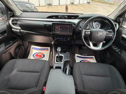 Toyota Hilux view 14
