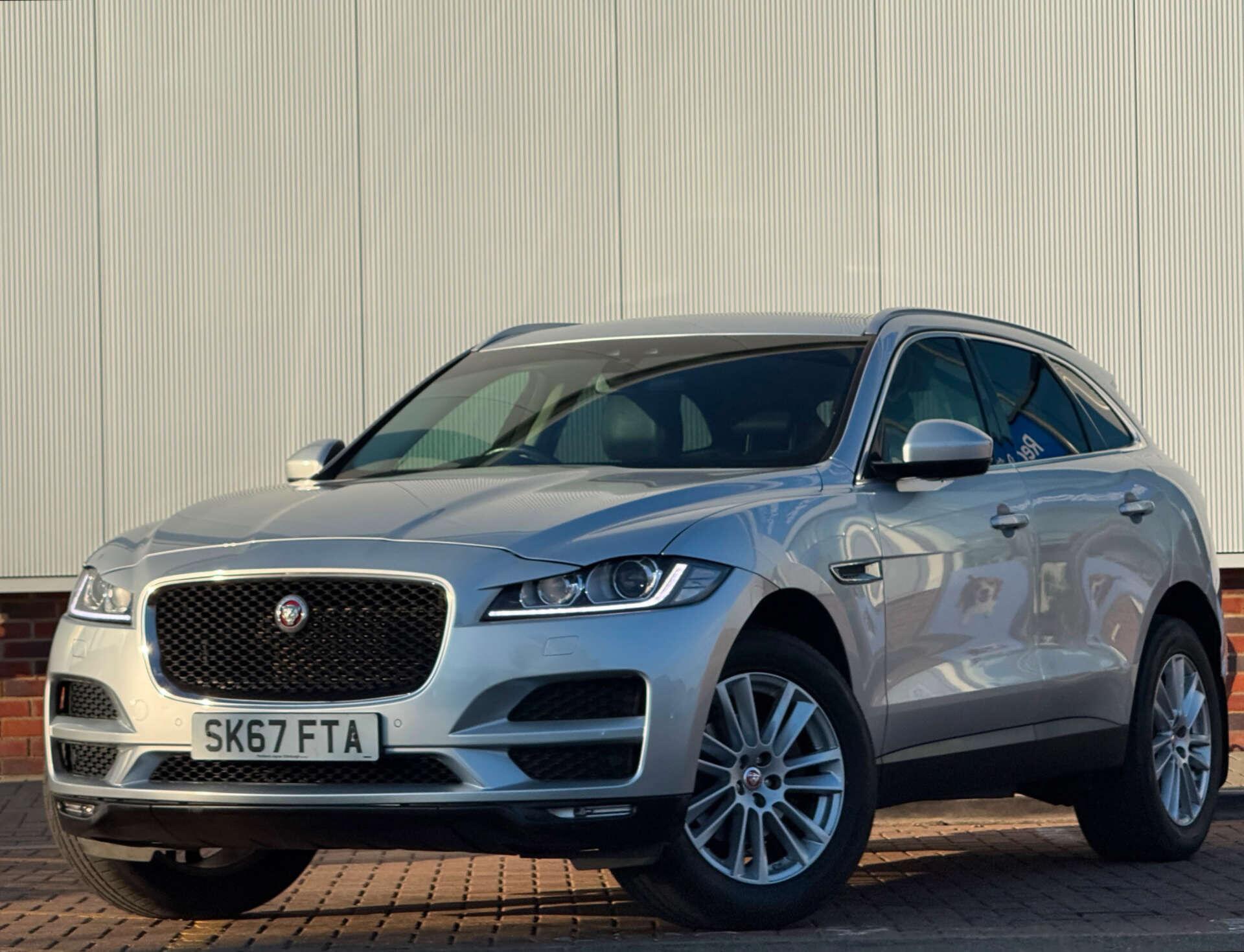 Jaguar F-Pace view 2