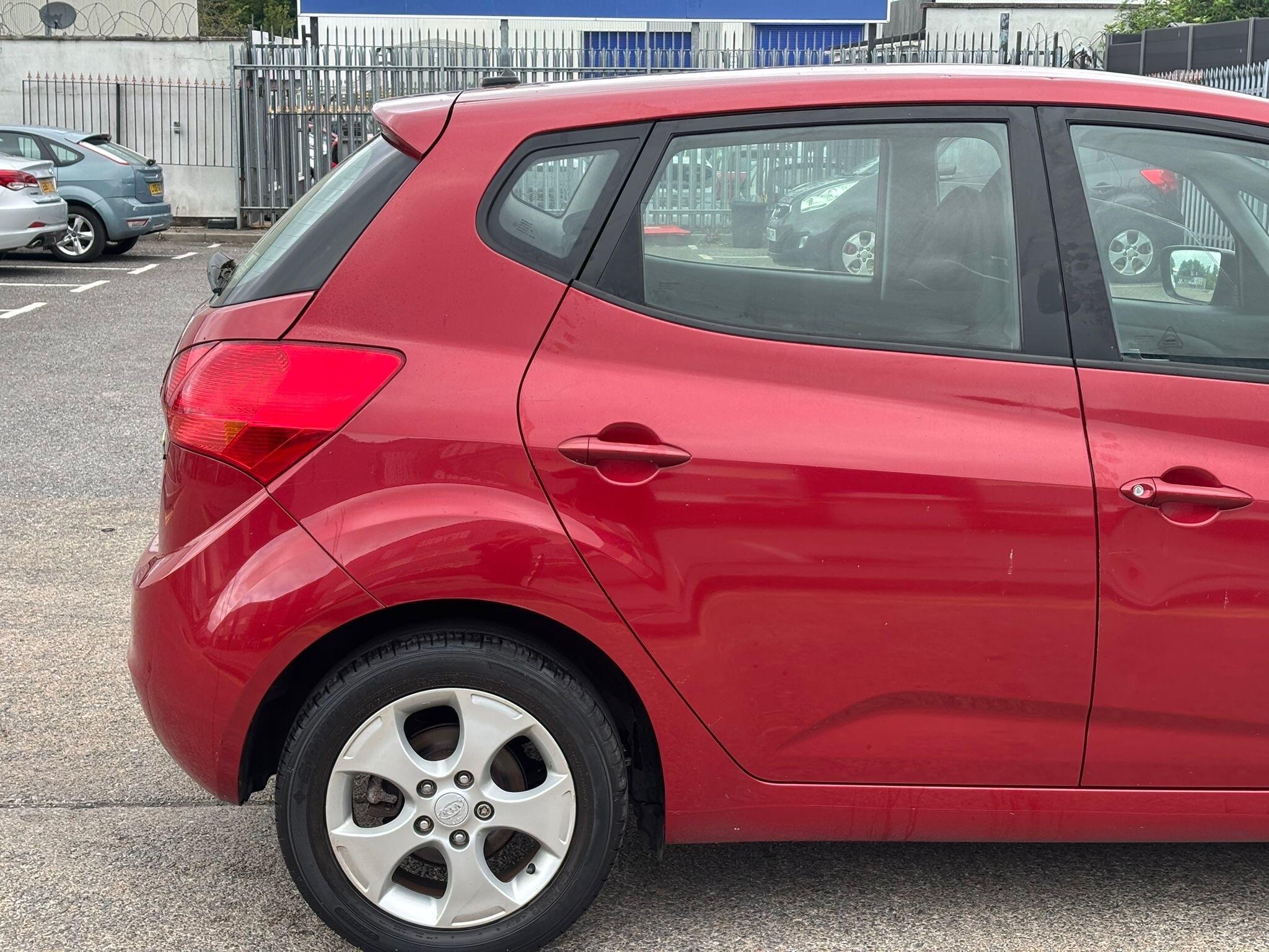 Kia Venga view 38
