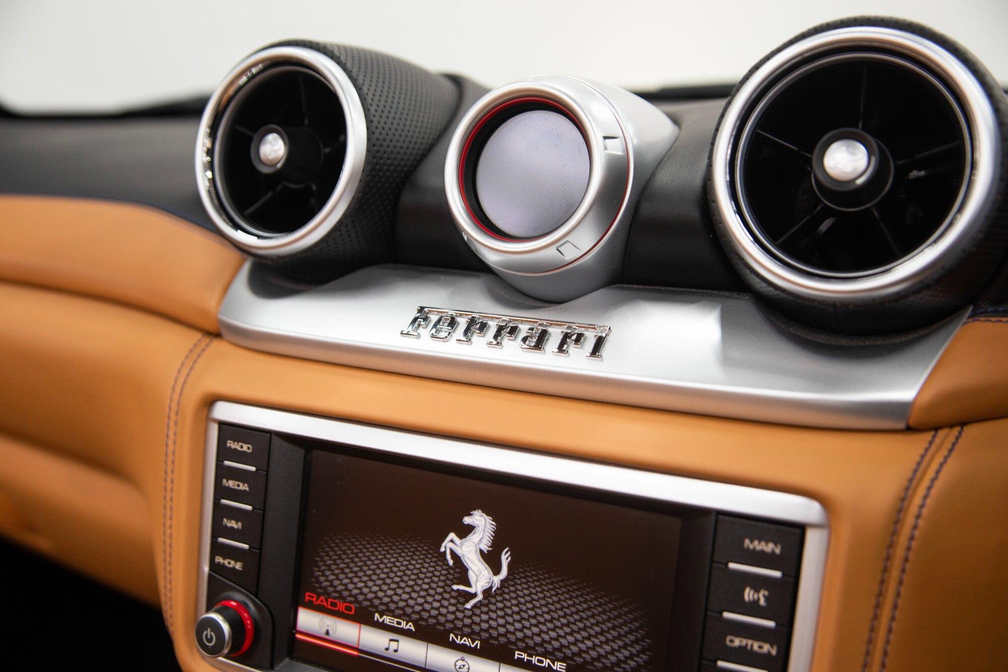 Ferrari California view 32