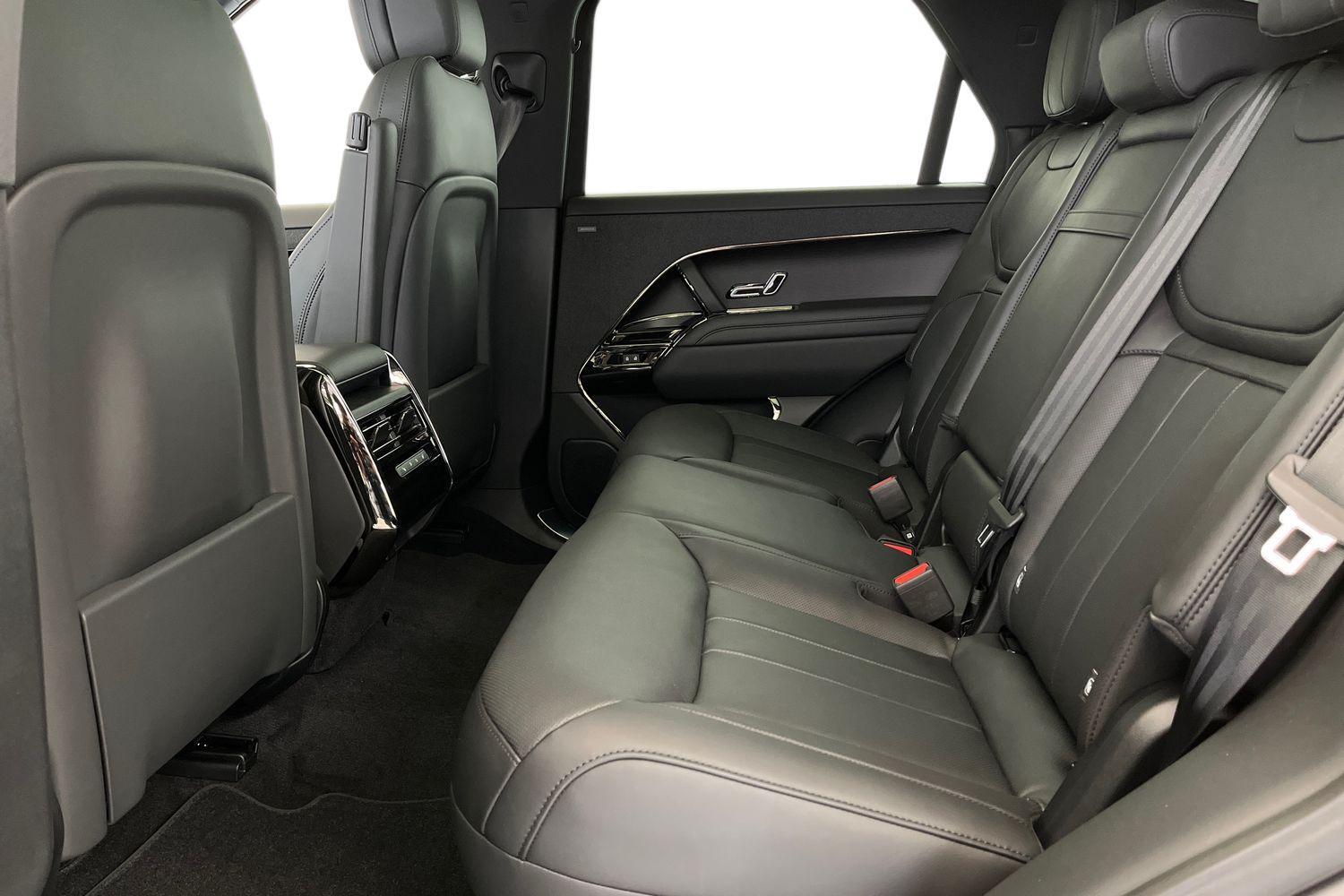 Land Rover Range Rover Sport view 4