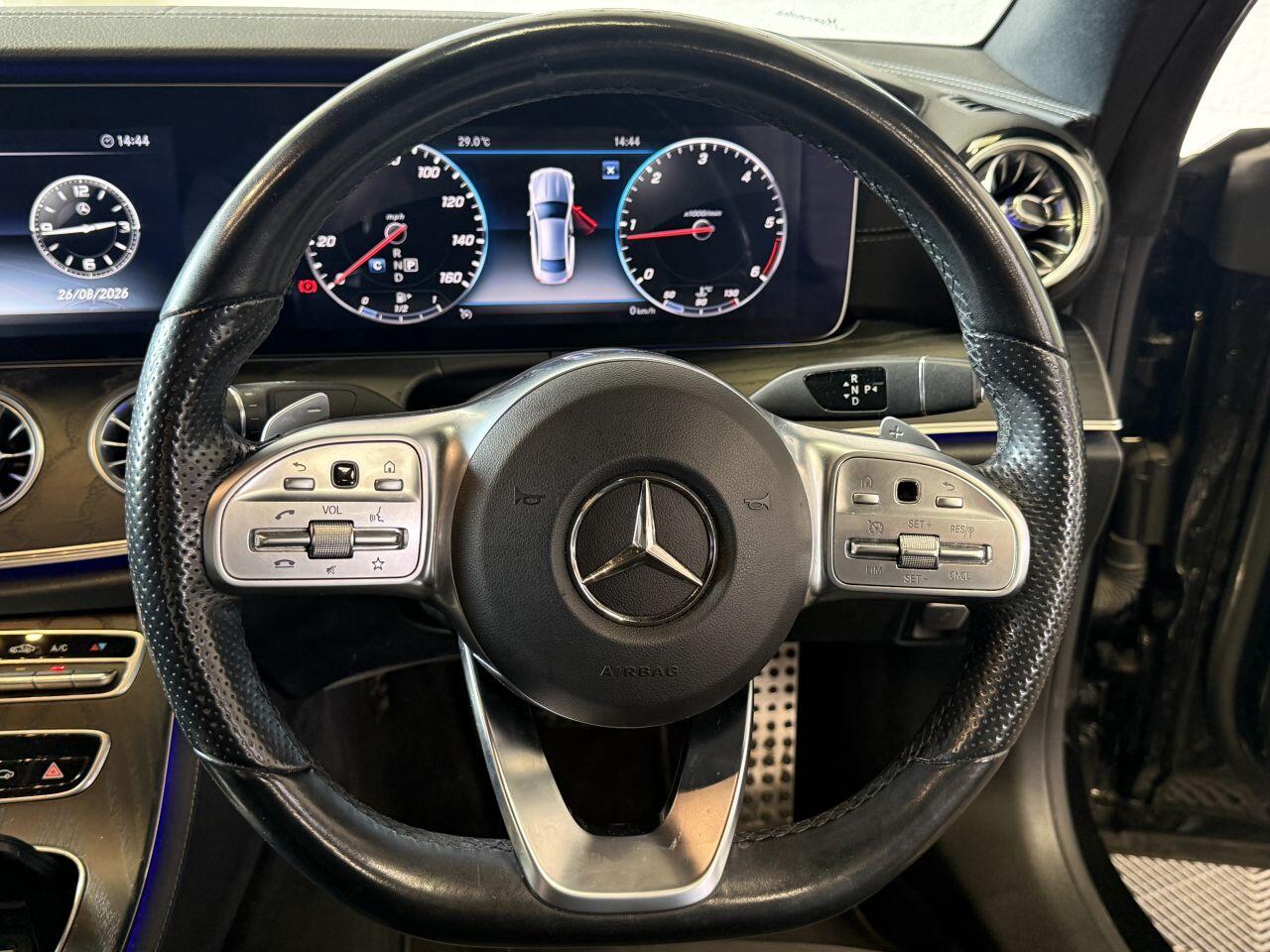 Mercedes-Benz E Class view 35