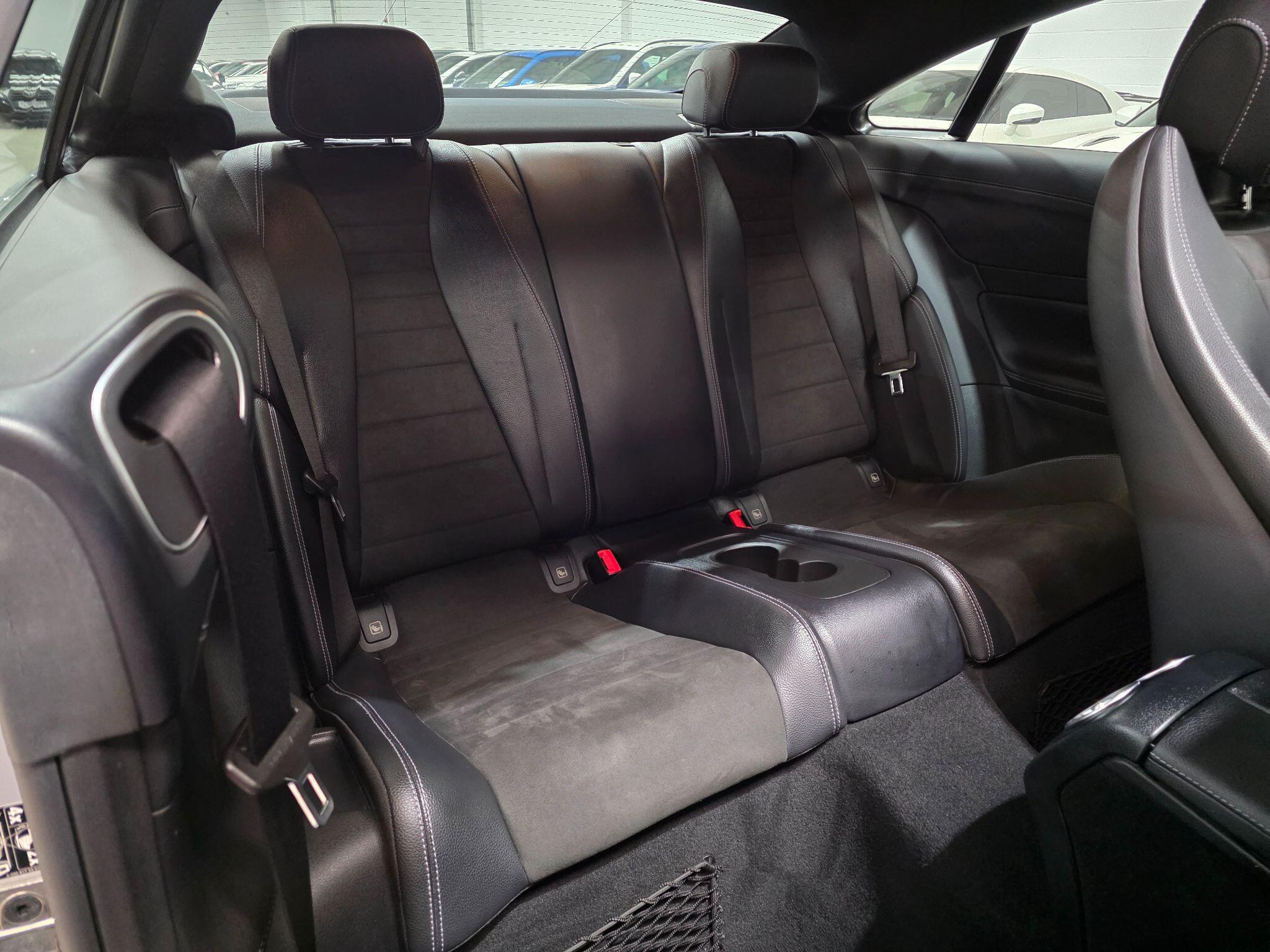 Mercedes-Benz E Class view 25