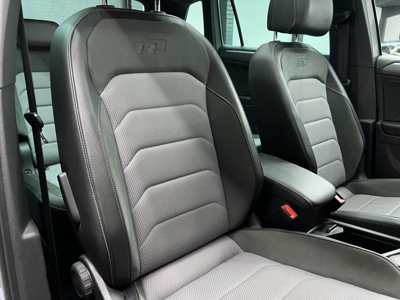 Volkswagen Tiguan view 37