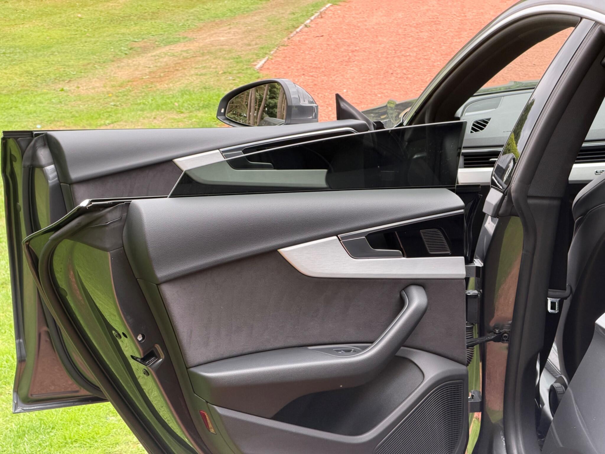 Audi A5 view 14