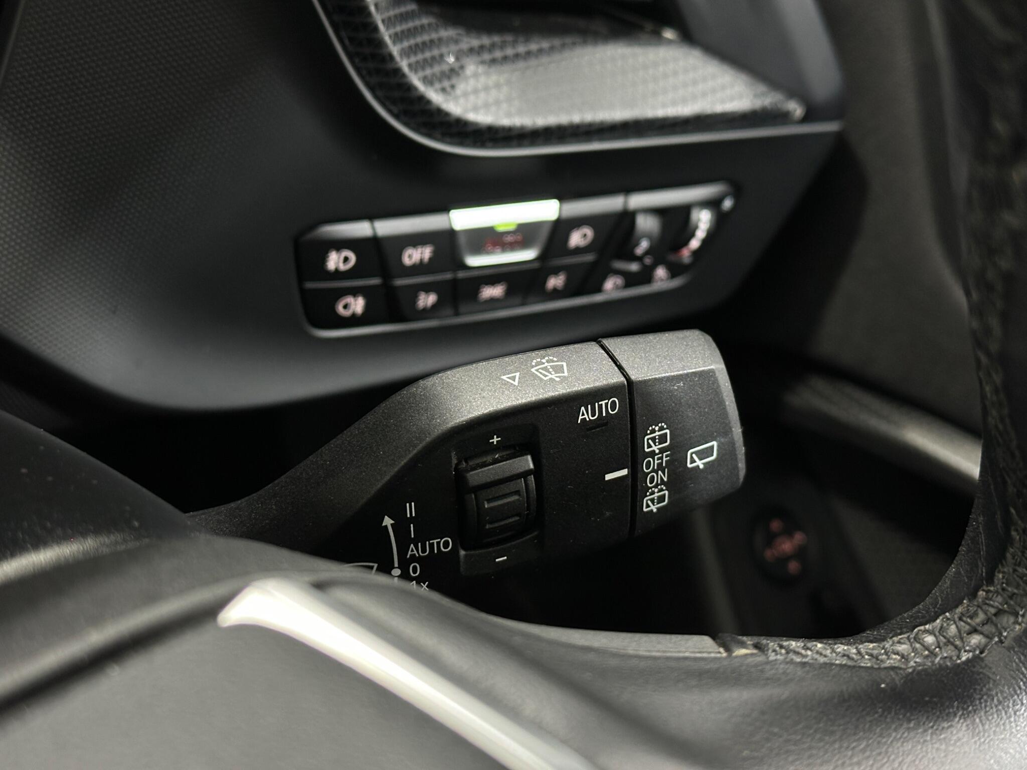 BMW 1 Series view 17