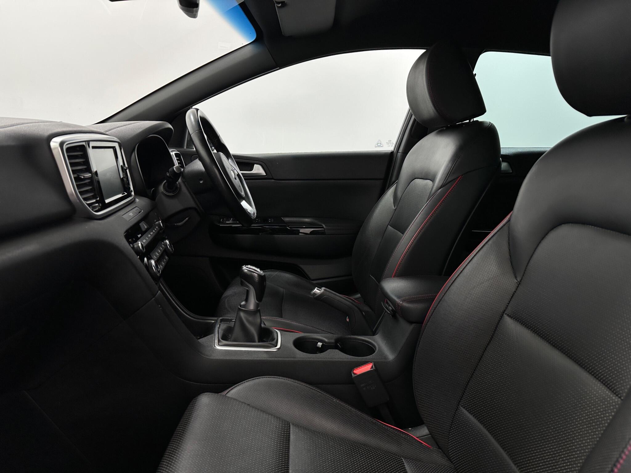 Kia Sportage view 34