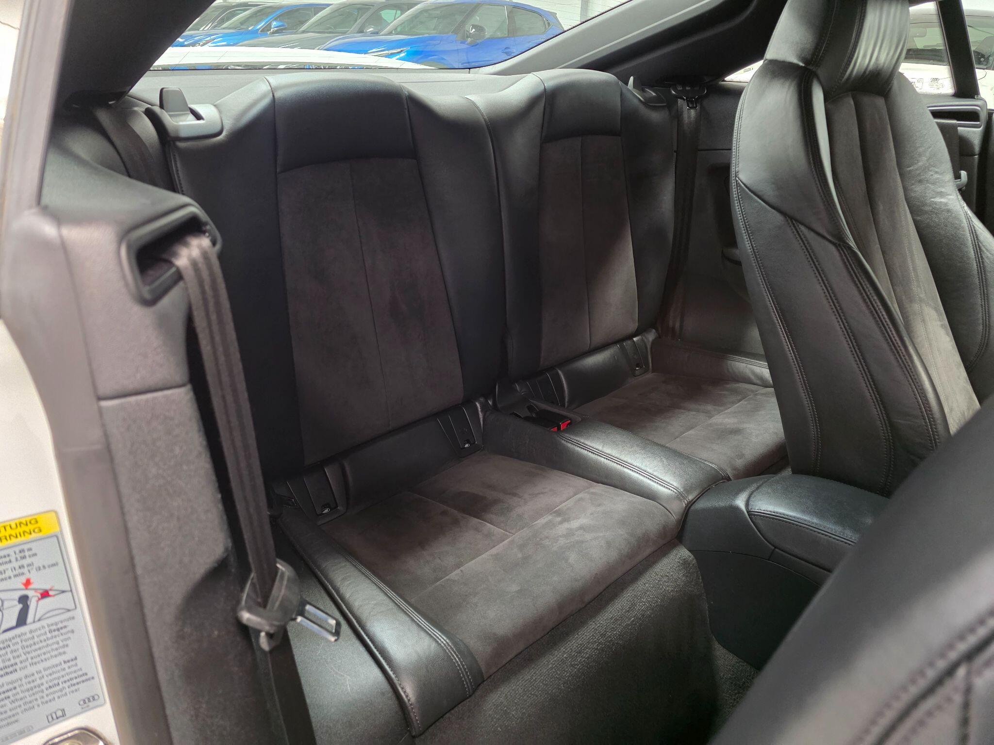 Audi TT view 21