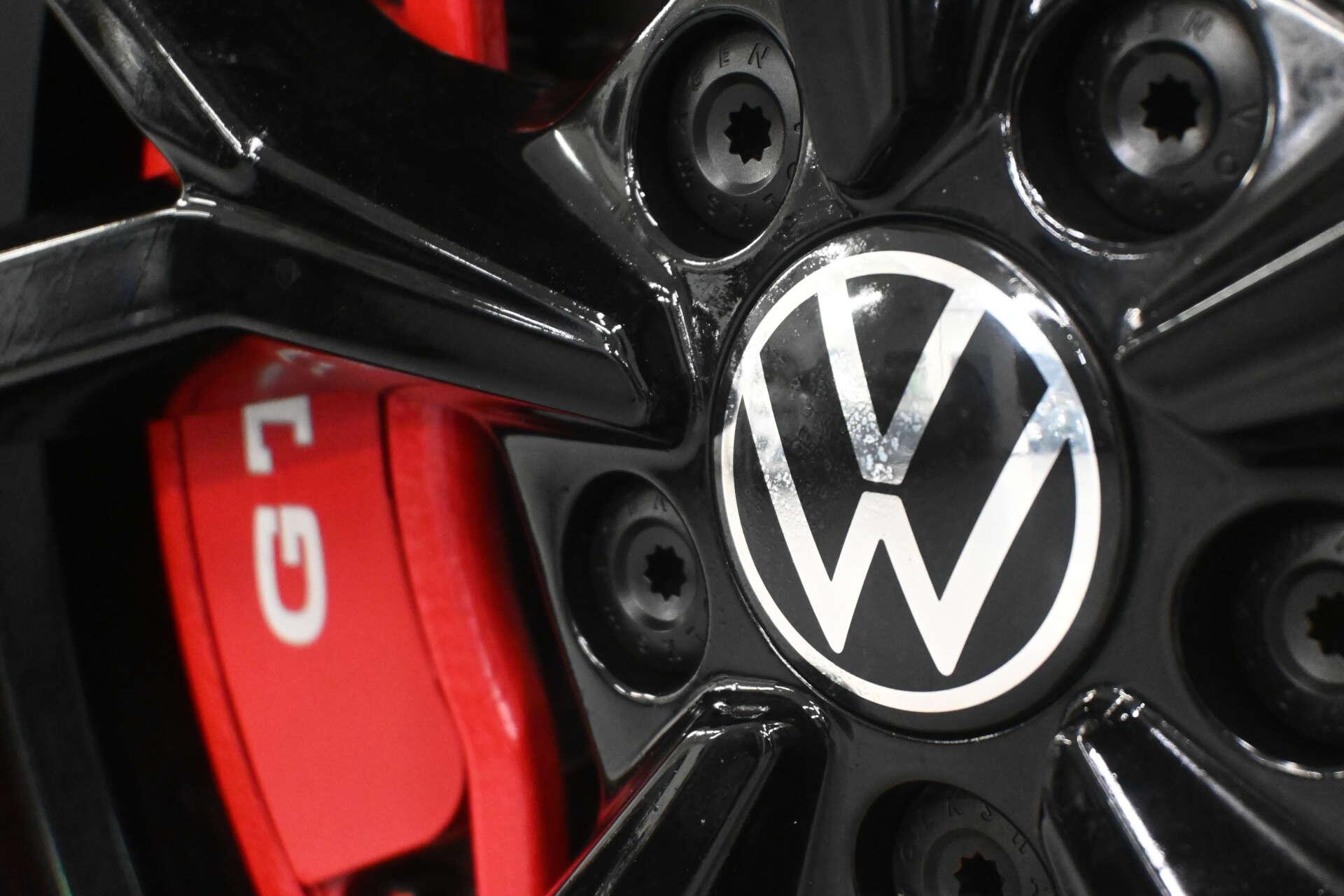 Volkswagen Golf view 43