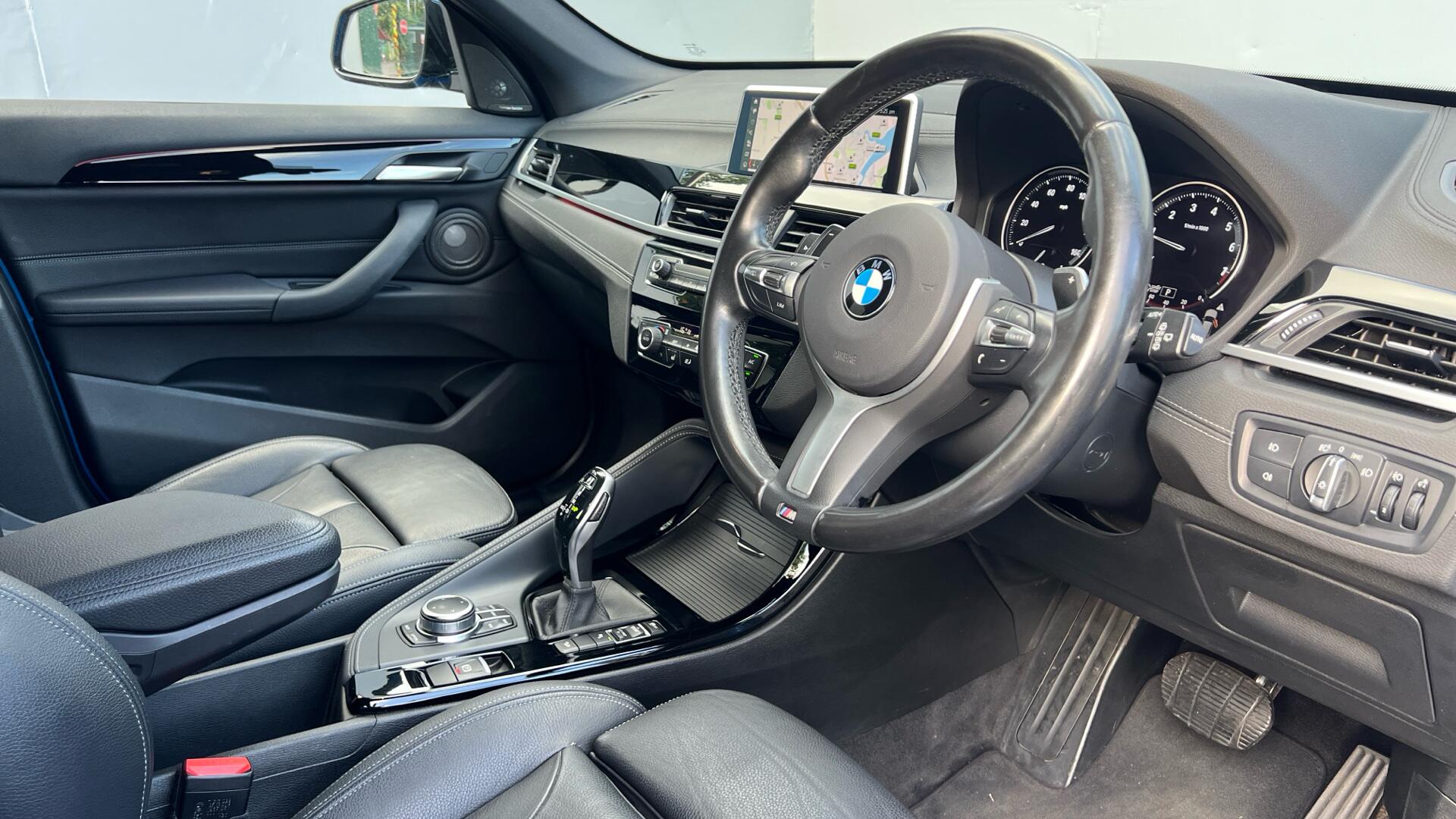 BMW X1 view 6
