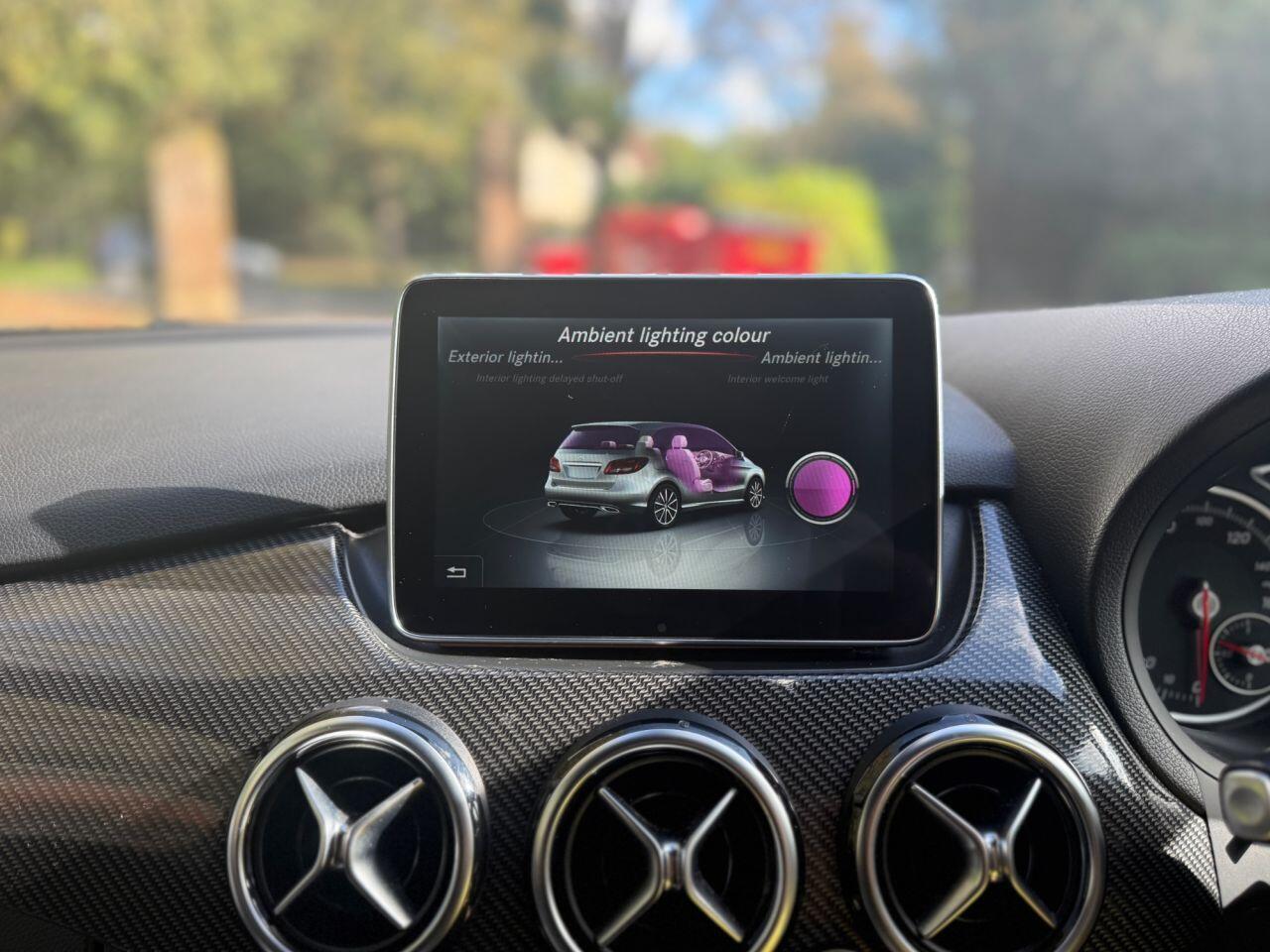Mercedes-Benz B-Class view 20