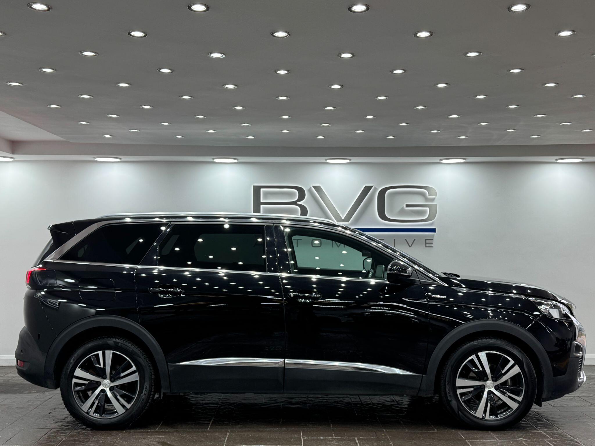 Peugeot 5008 view 13