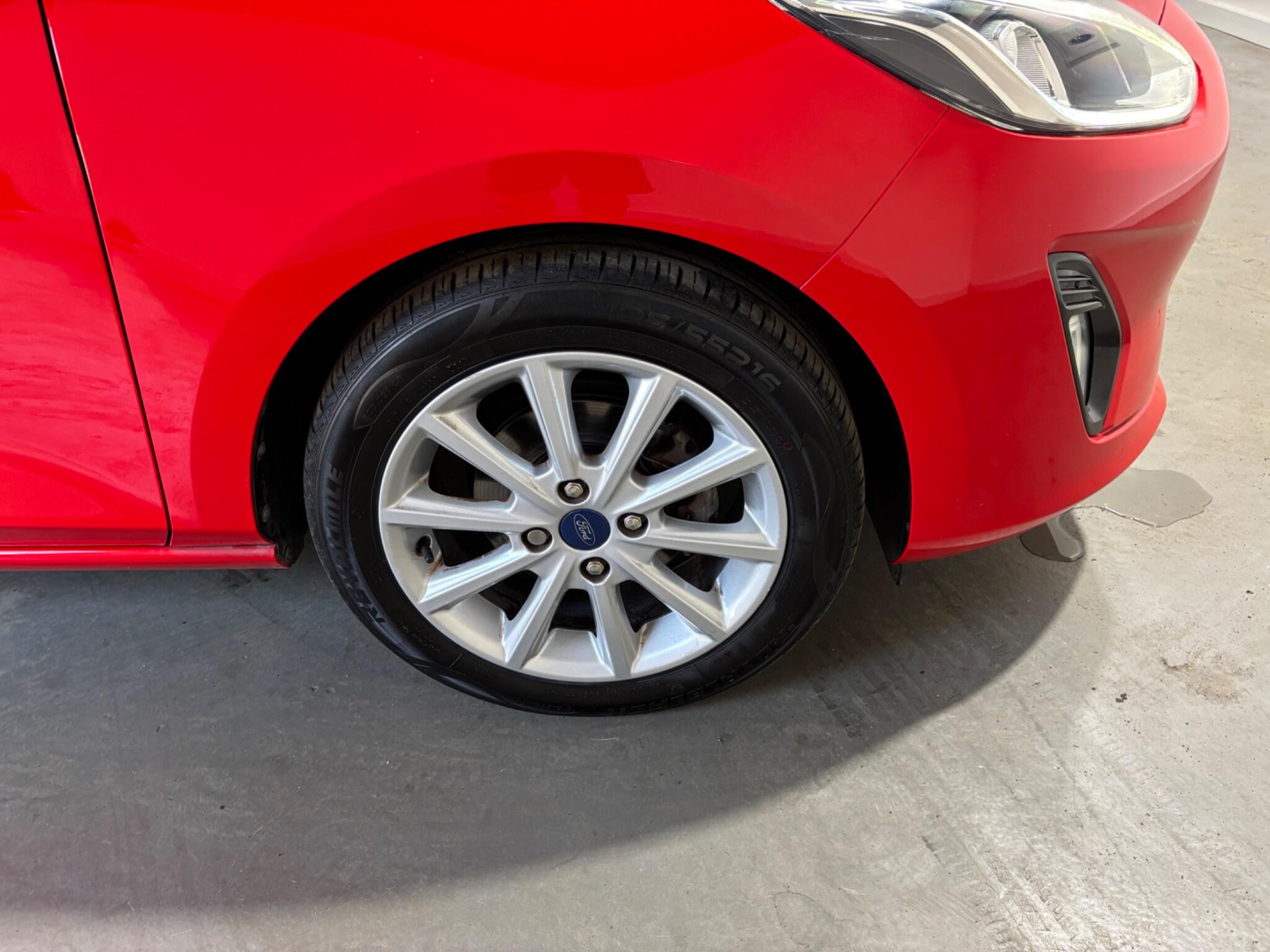 Ford Fiesta view 64