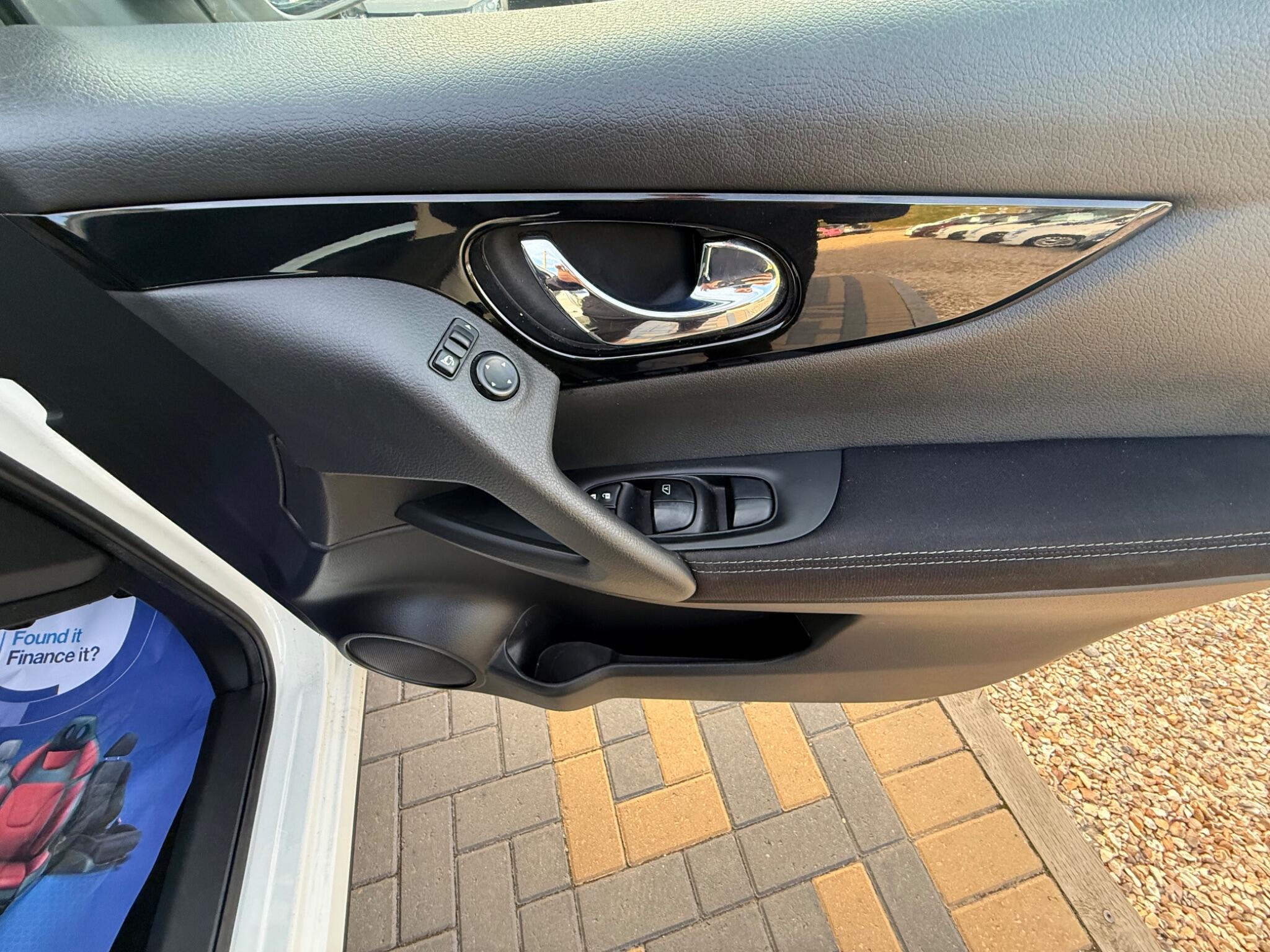 Nissan Qashqai view 30