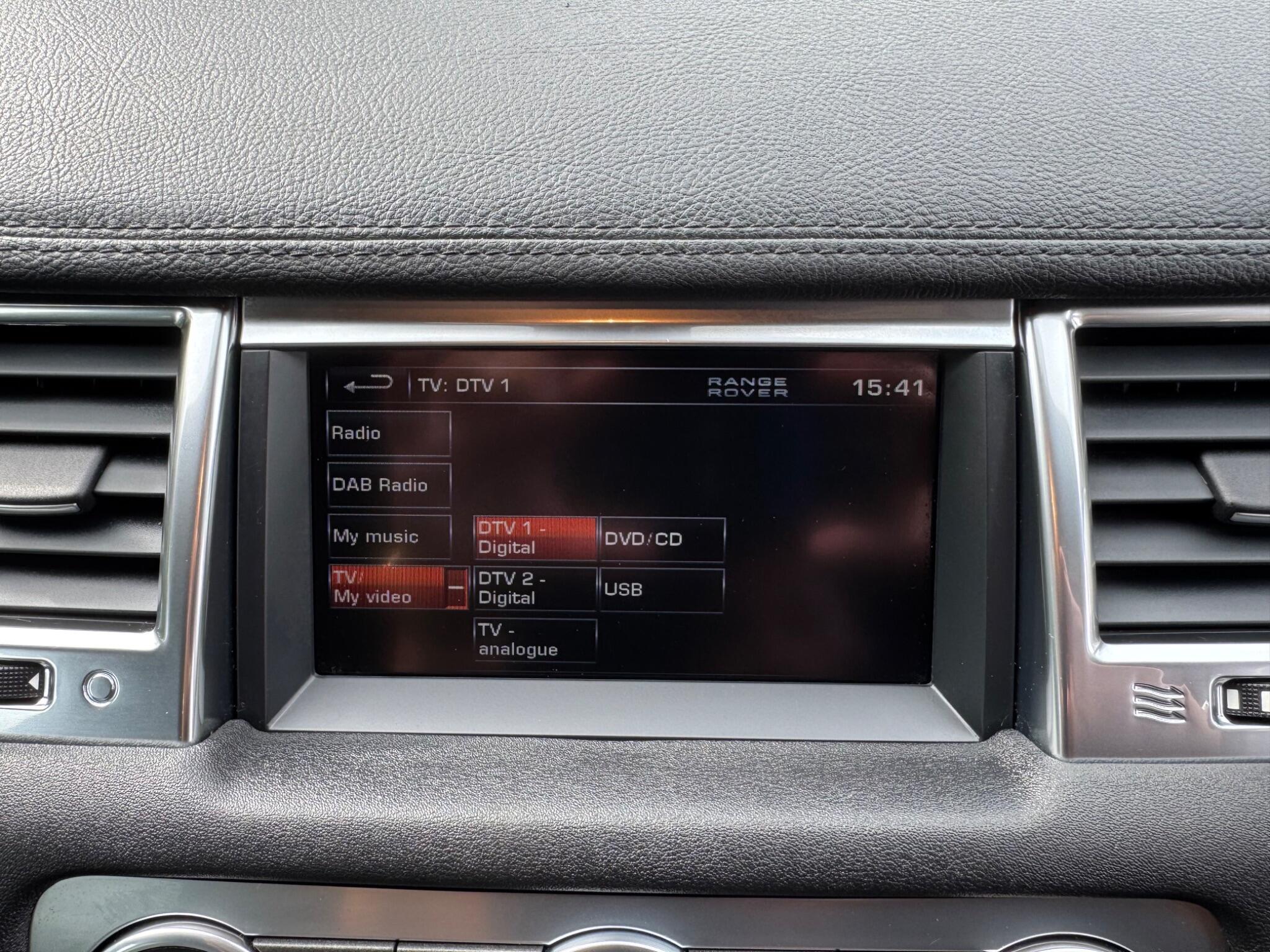 Land Rover Range Rover Sport view 32