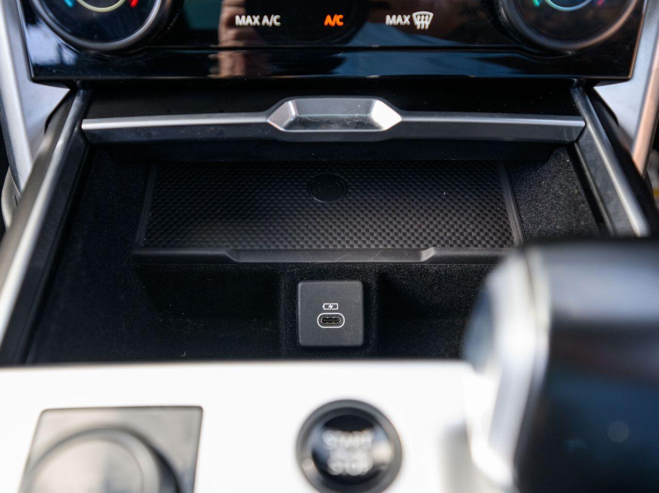Land Rover Range Rover view 34