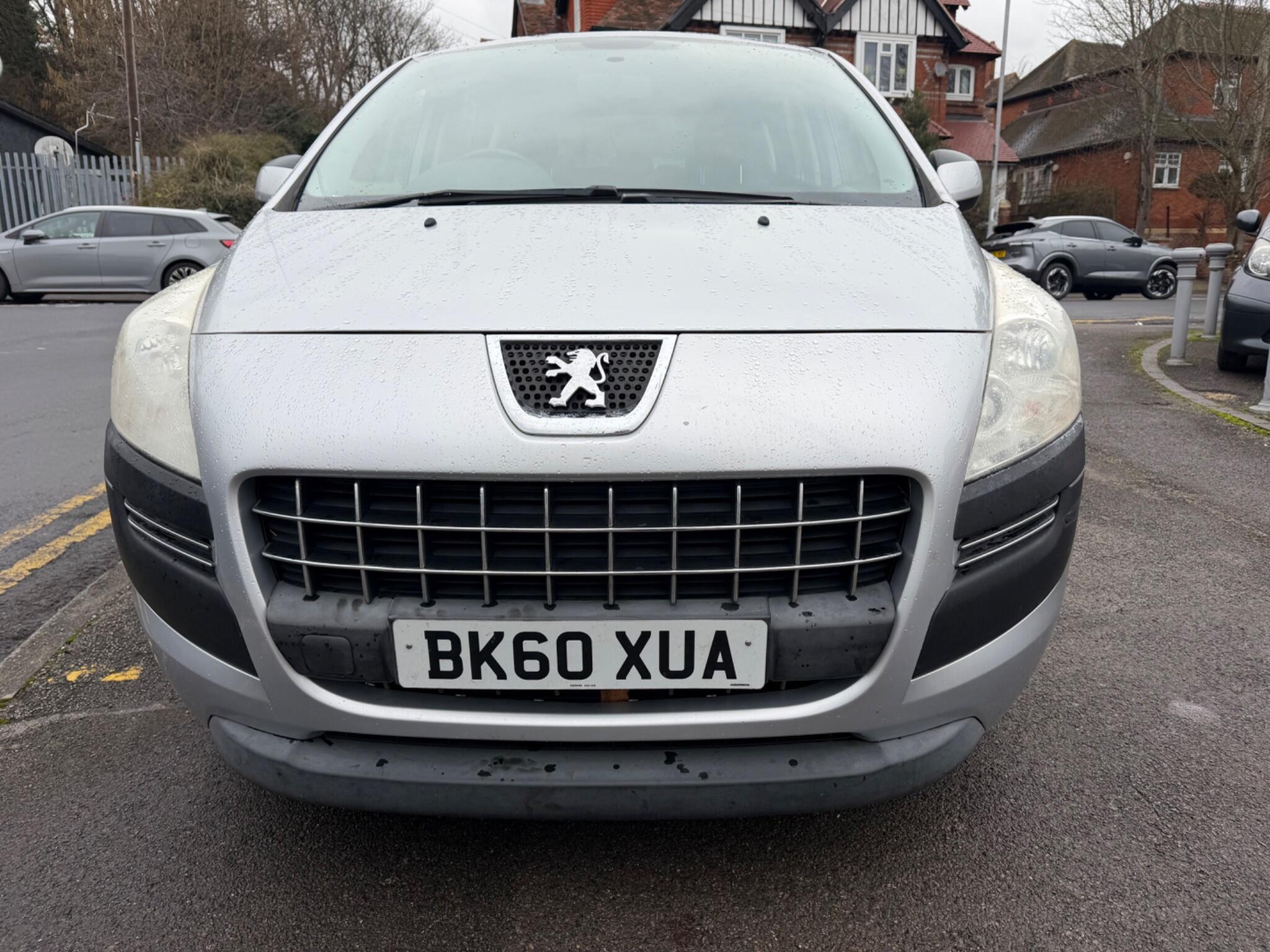 2010 Peugeot 3008 image 5