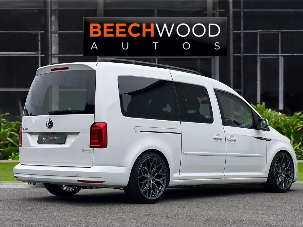 Volkswagen Caddy Maxi Life view 7