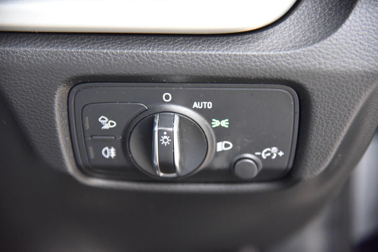 Audi A3 view 34