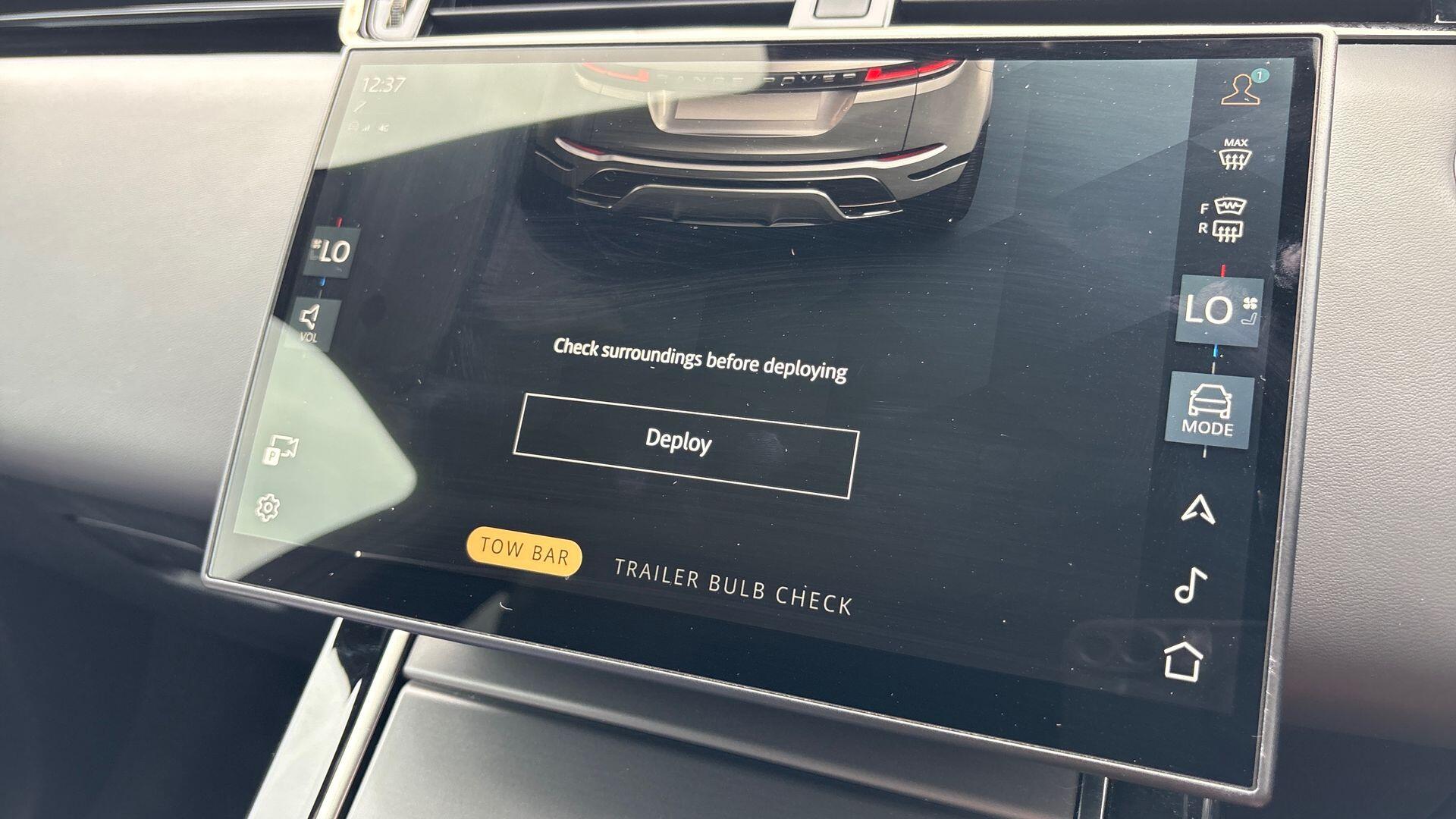 Land Rover Range Rover Evoque view 41