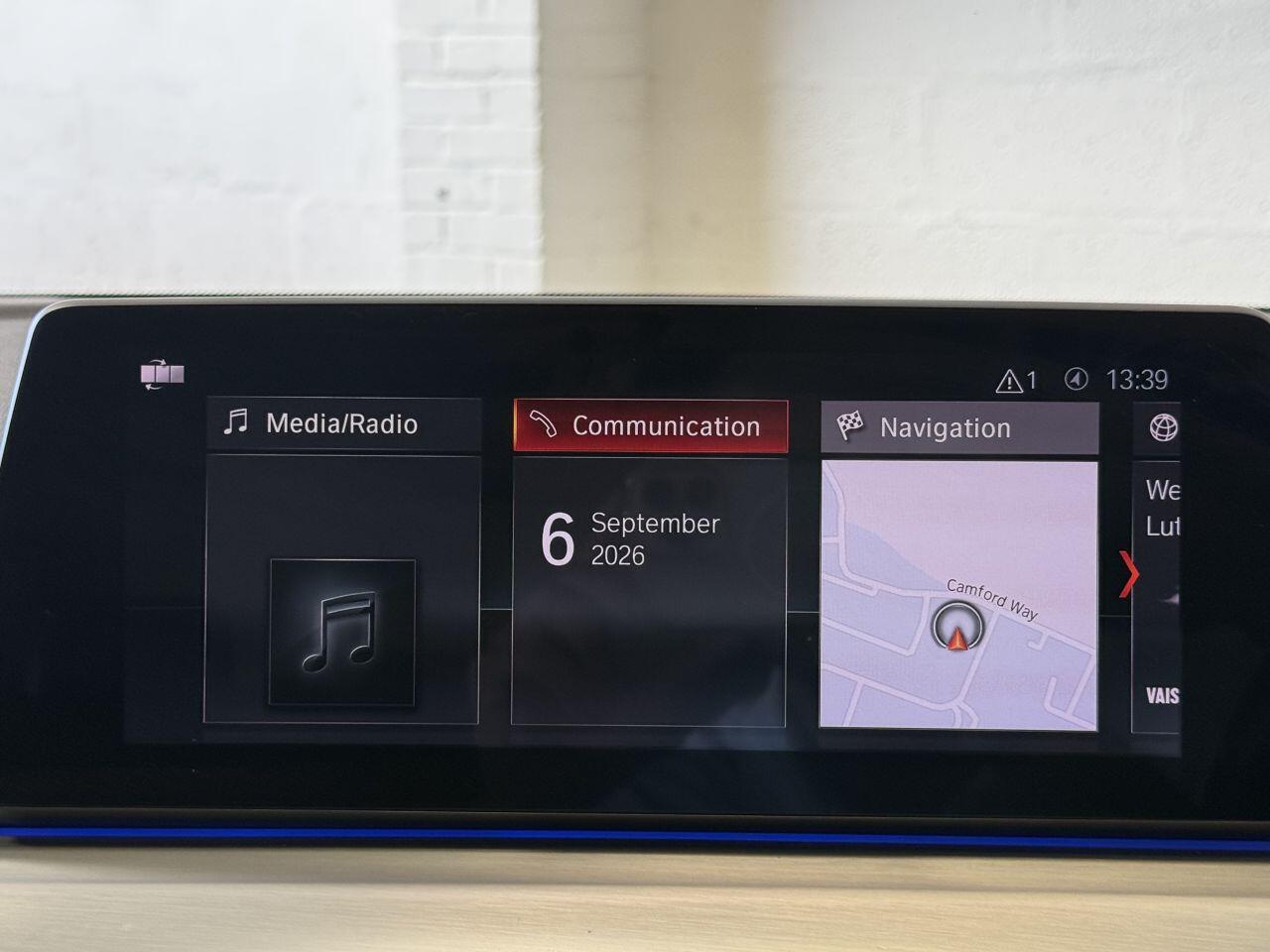 BMW 5 Series view 40