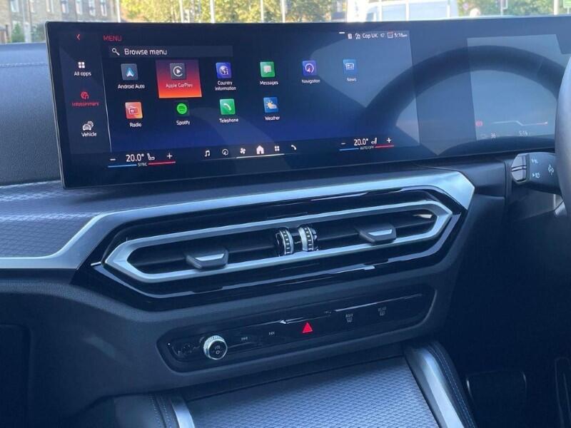 BMW i4 view 8