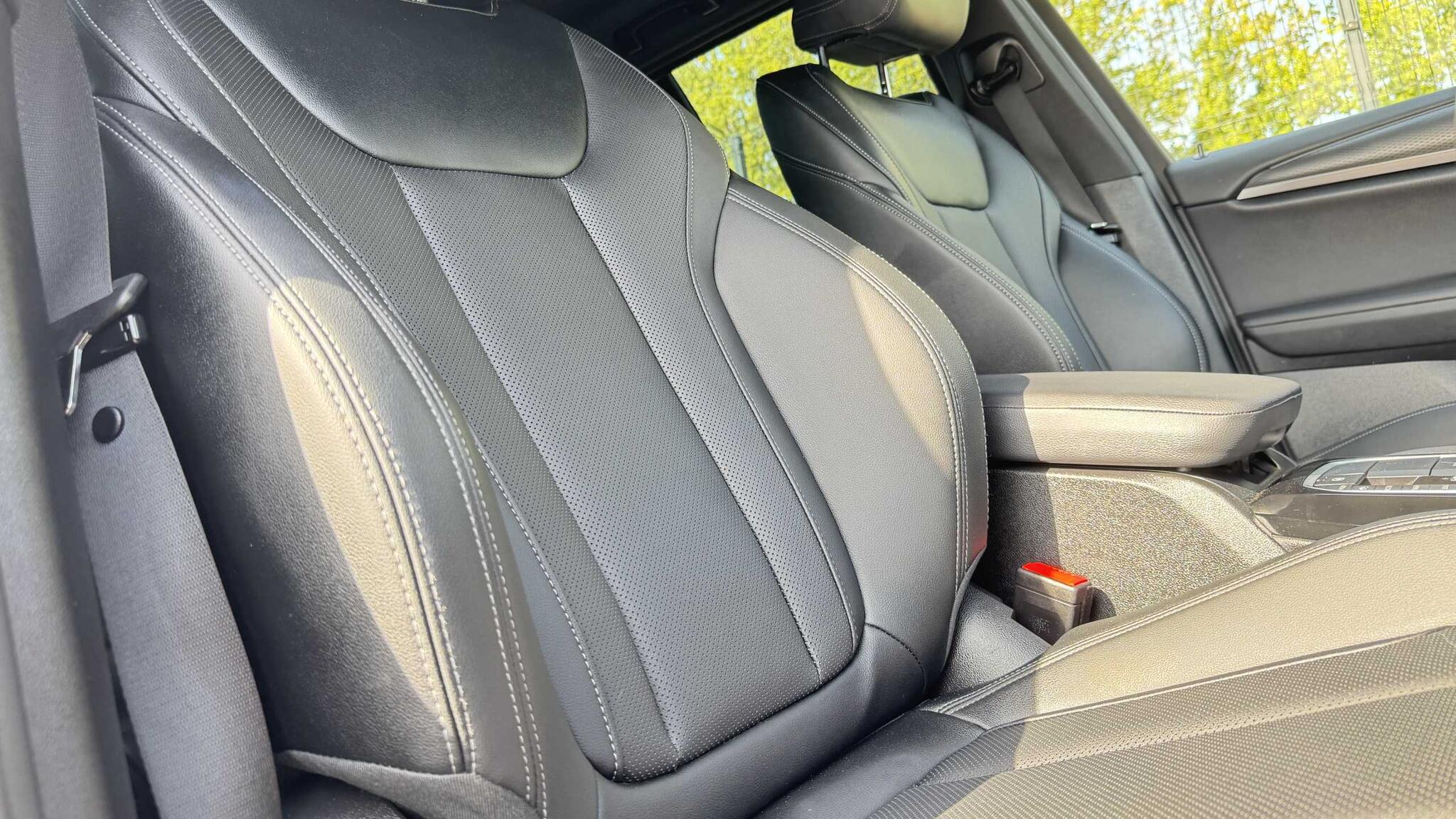 BMW X3 view 13