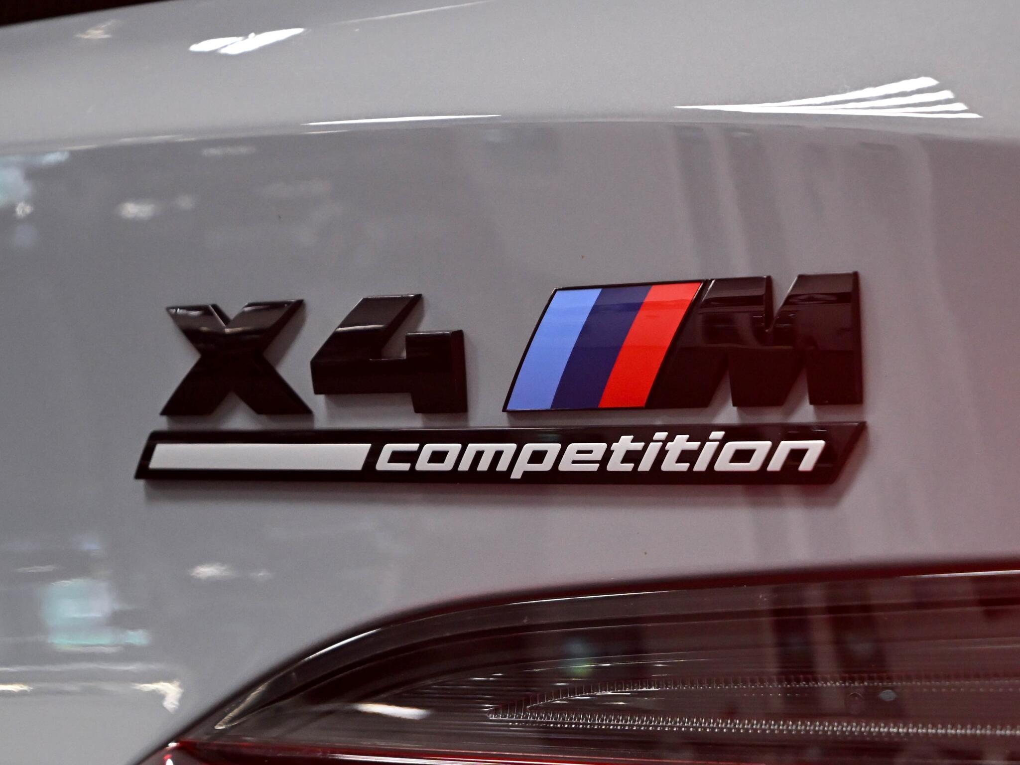 BMW X4 M view 26