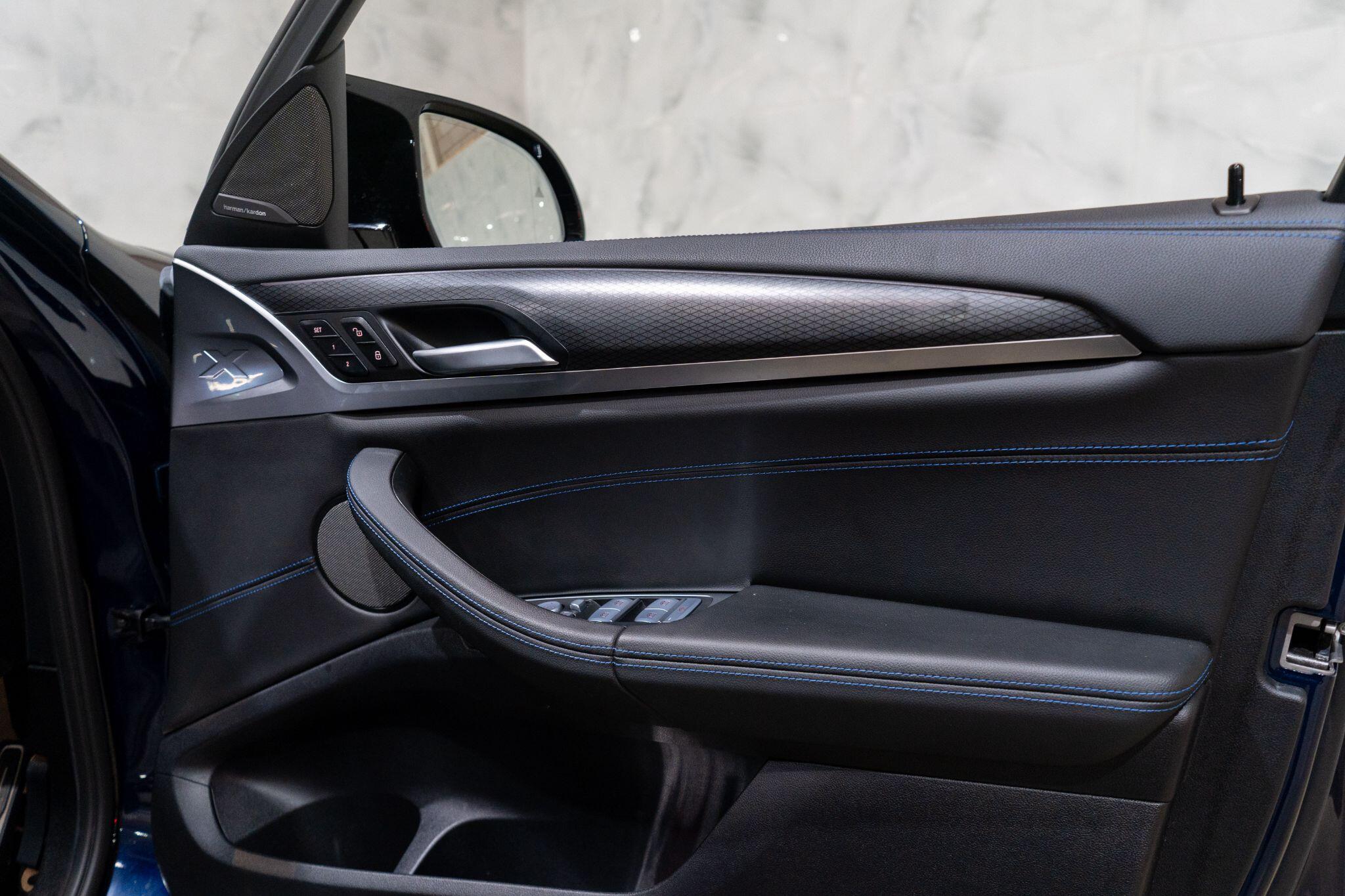 BMW X4 view 28