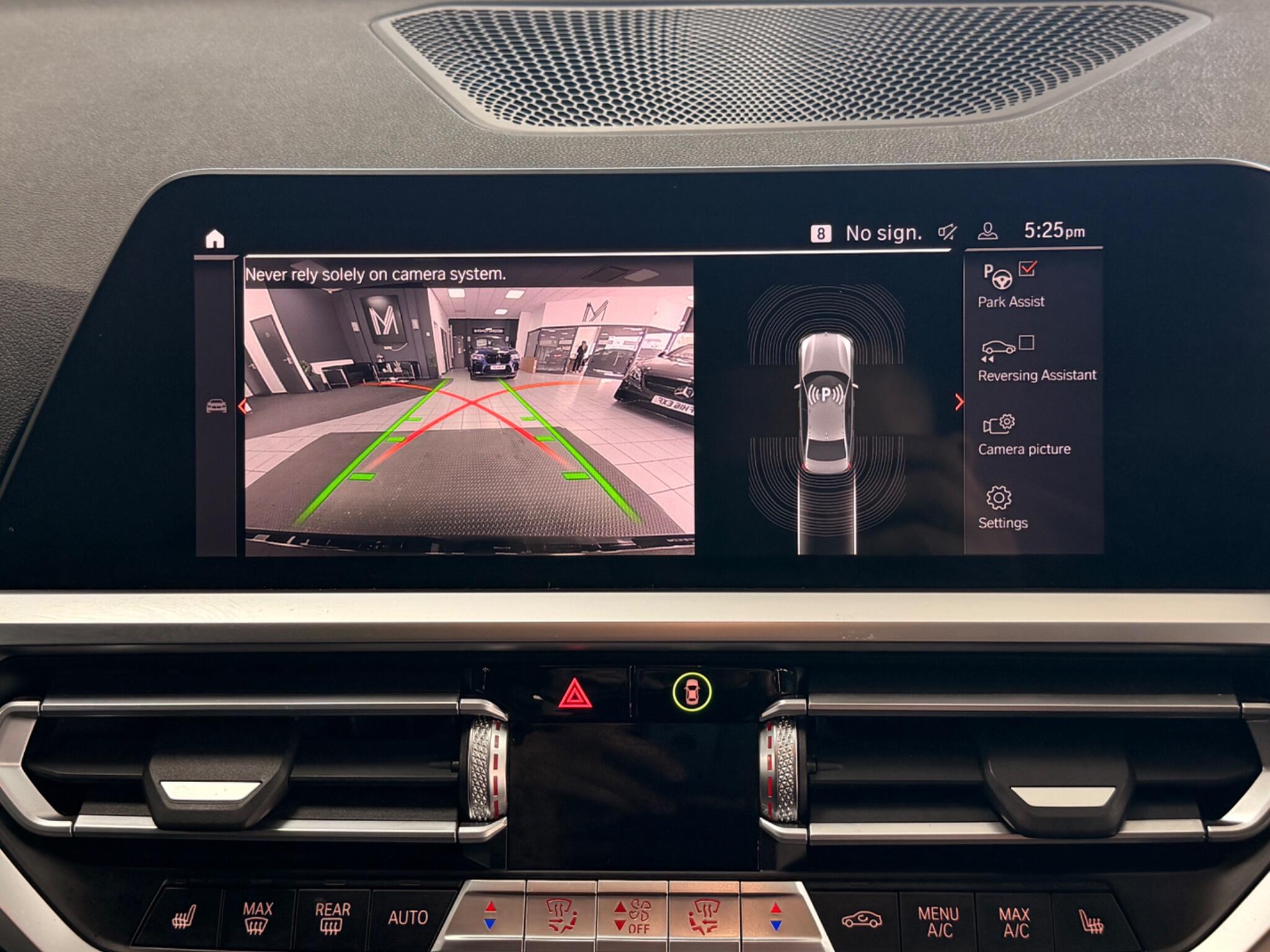 BMW 3 Series view 31