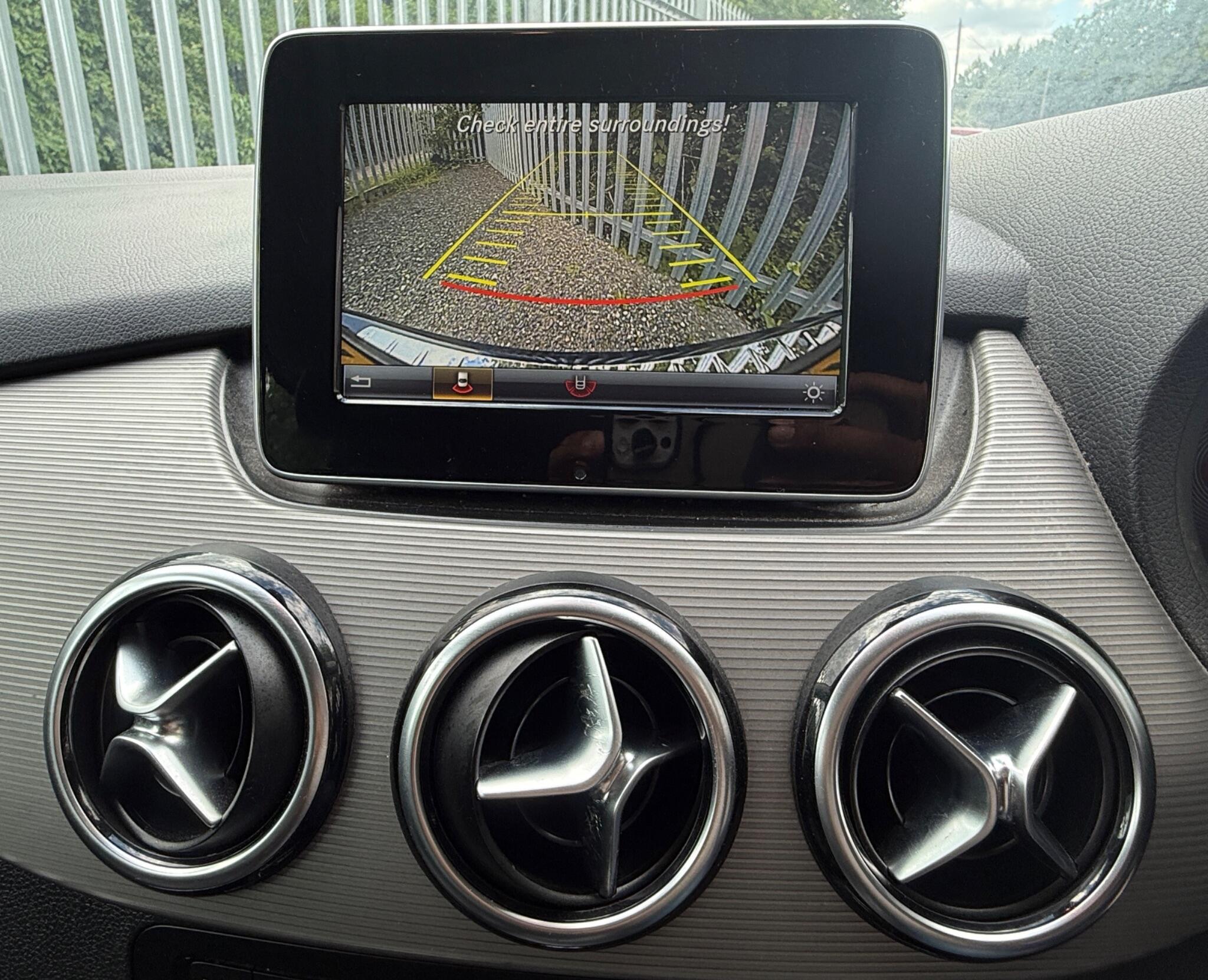 2018 Mercedes-Benz B Class image 41