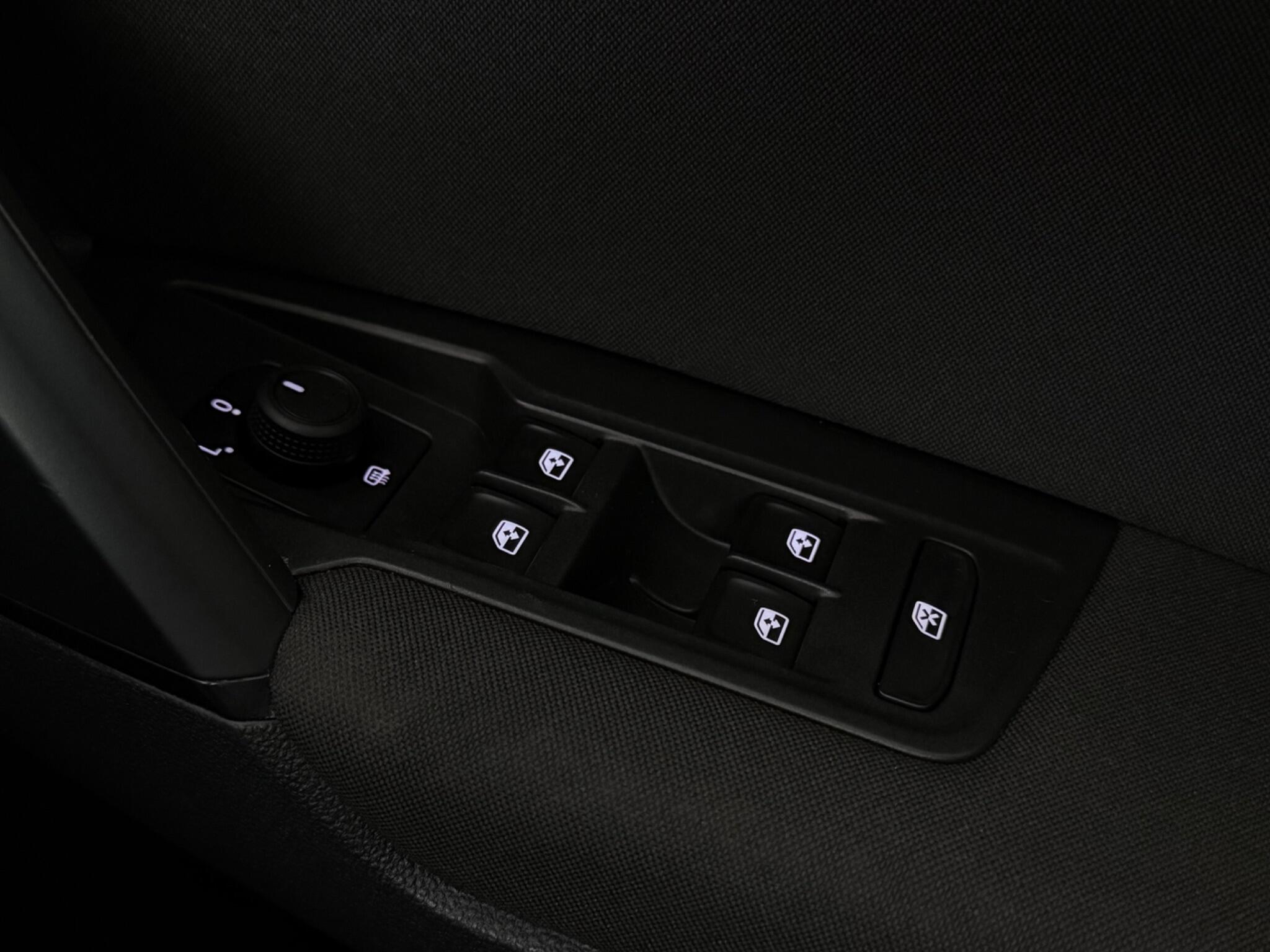 Volkswagen Tiguan view 20