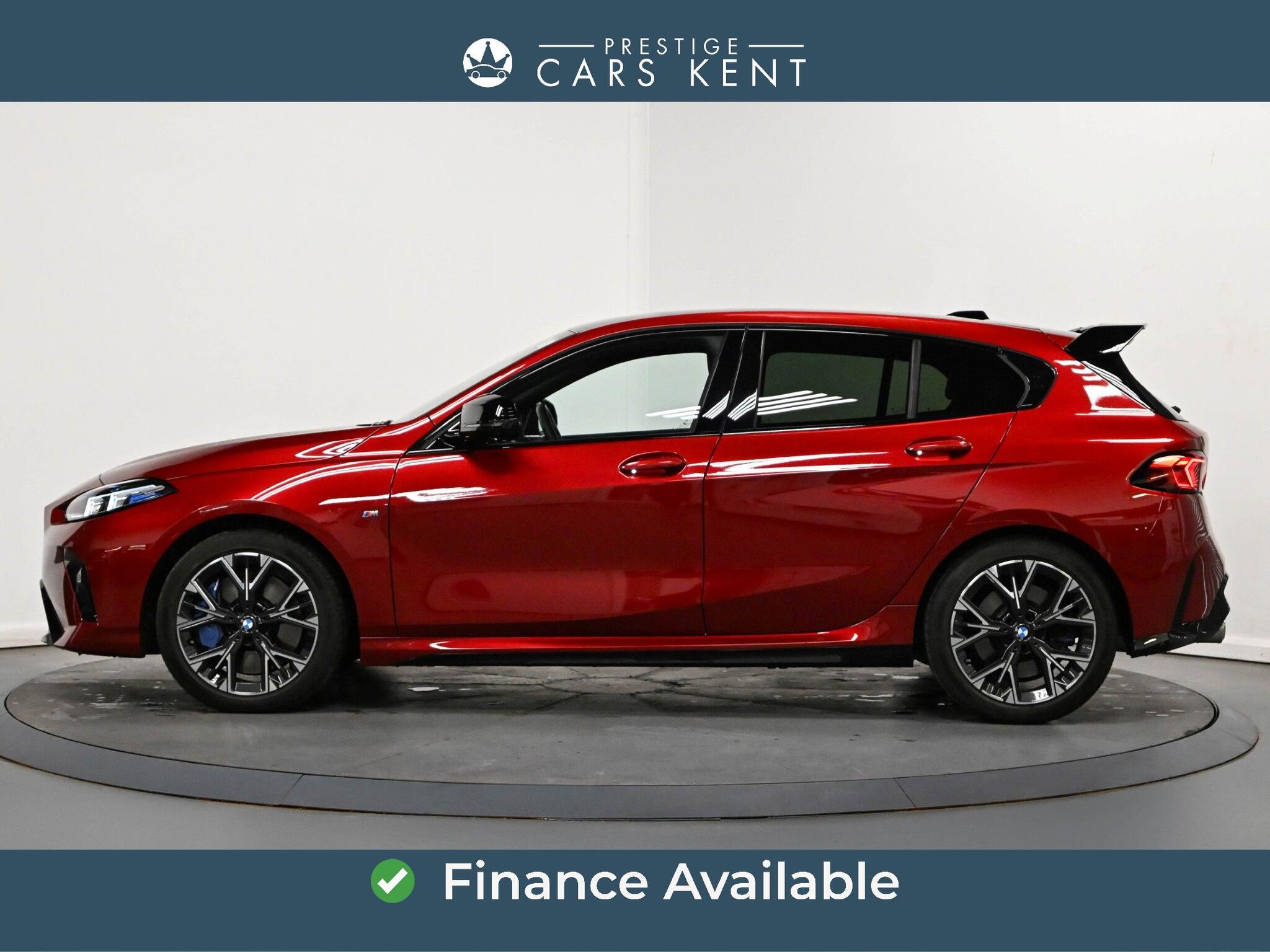 BMW 1 Series view 4