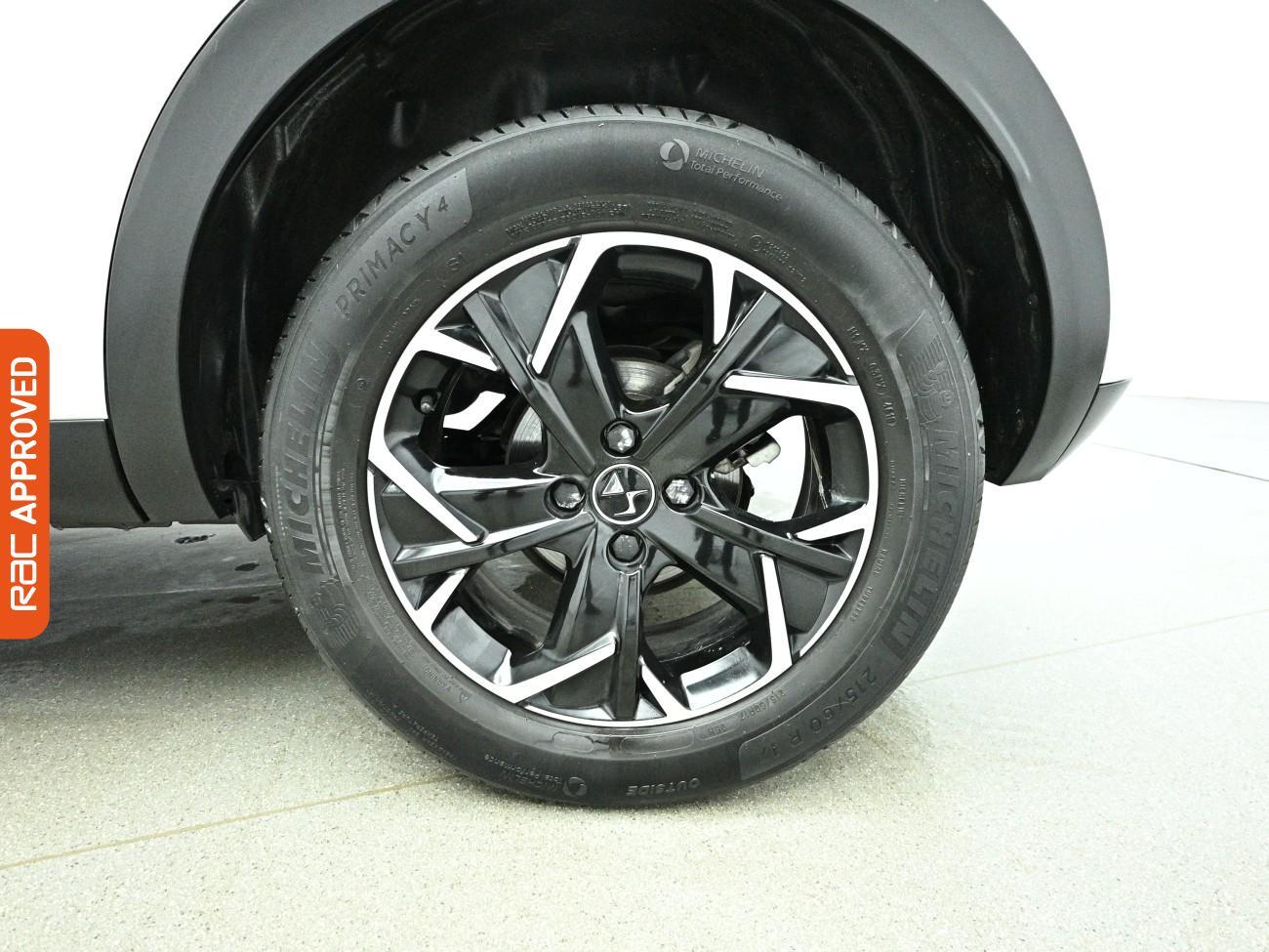 DS Automobiles DS 3 Crossback view 29