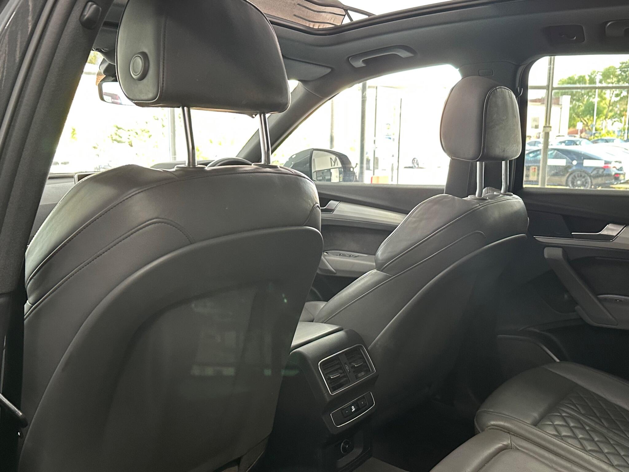 Audi Q5 view 38