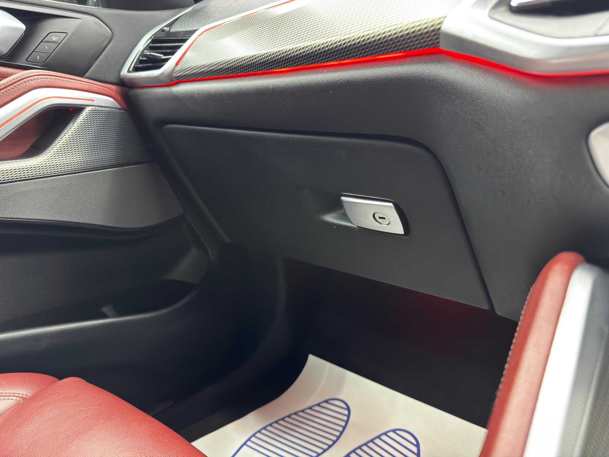 BMW X6 view 38